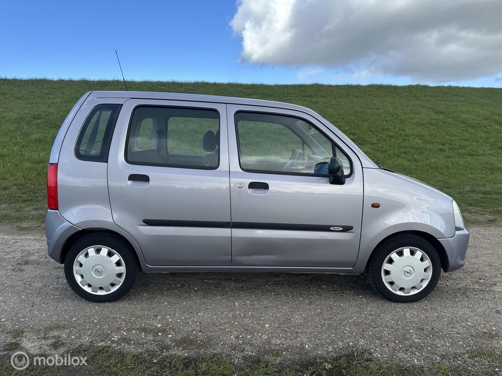 Foto van Opel Agila