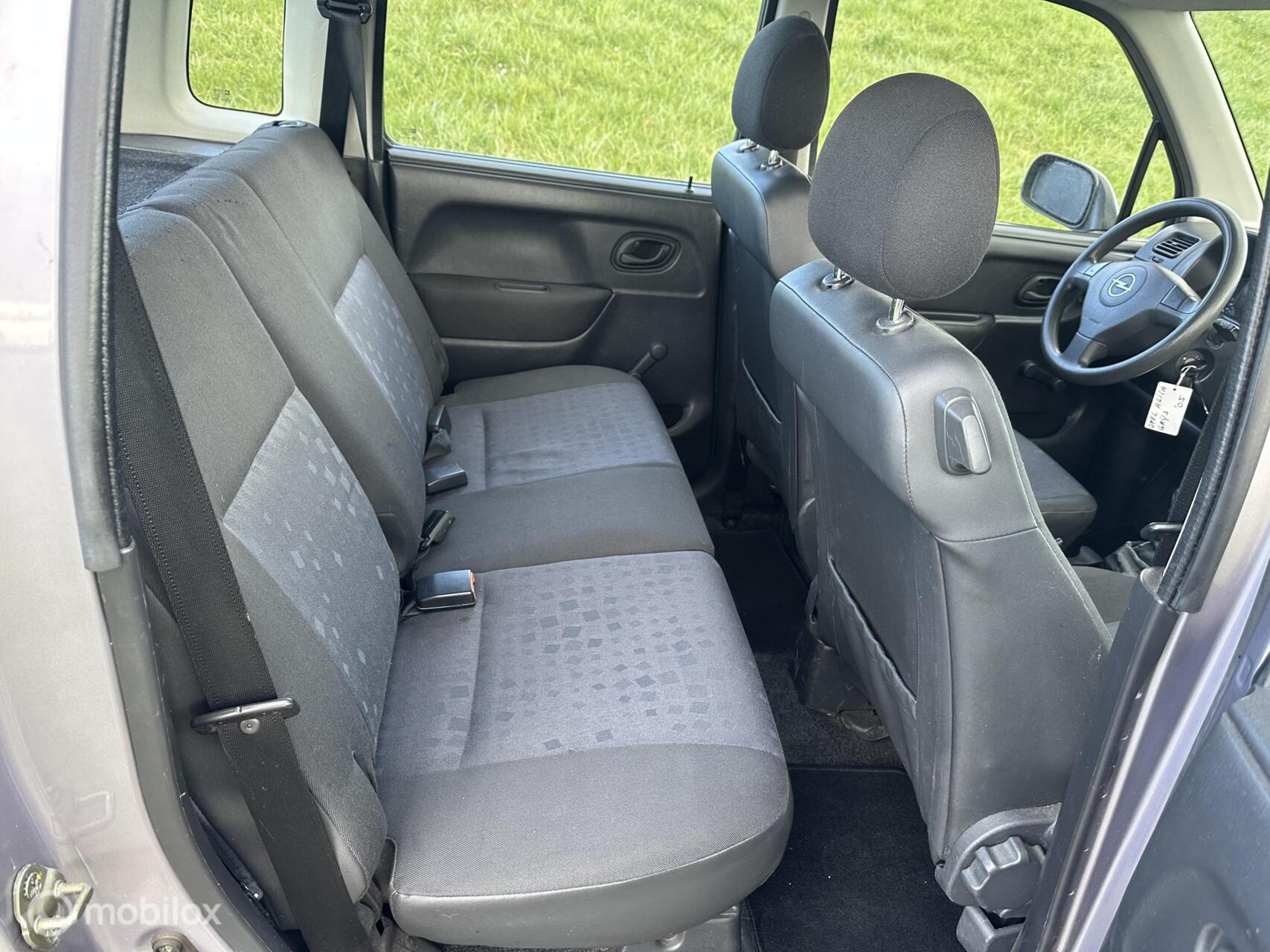 Foto van Opel Agila