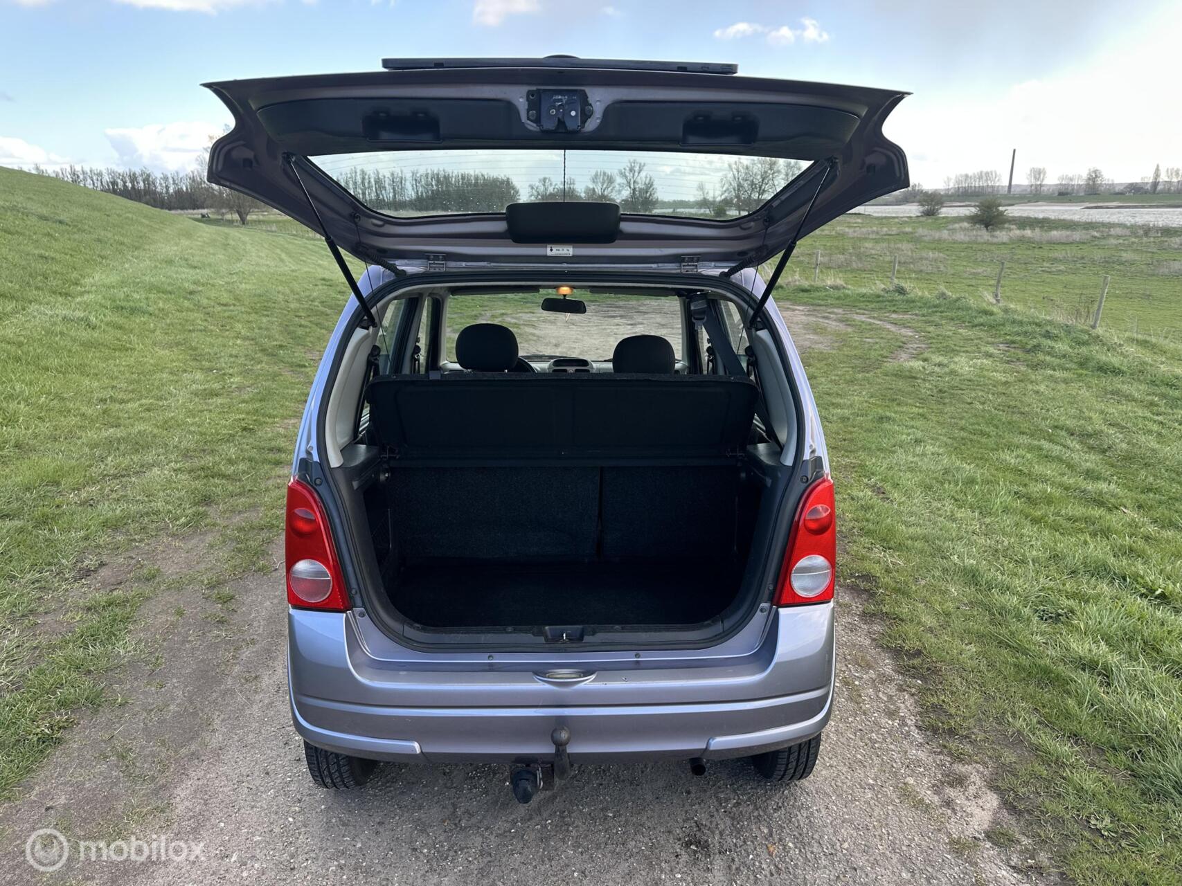 Foto van Opel Agila