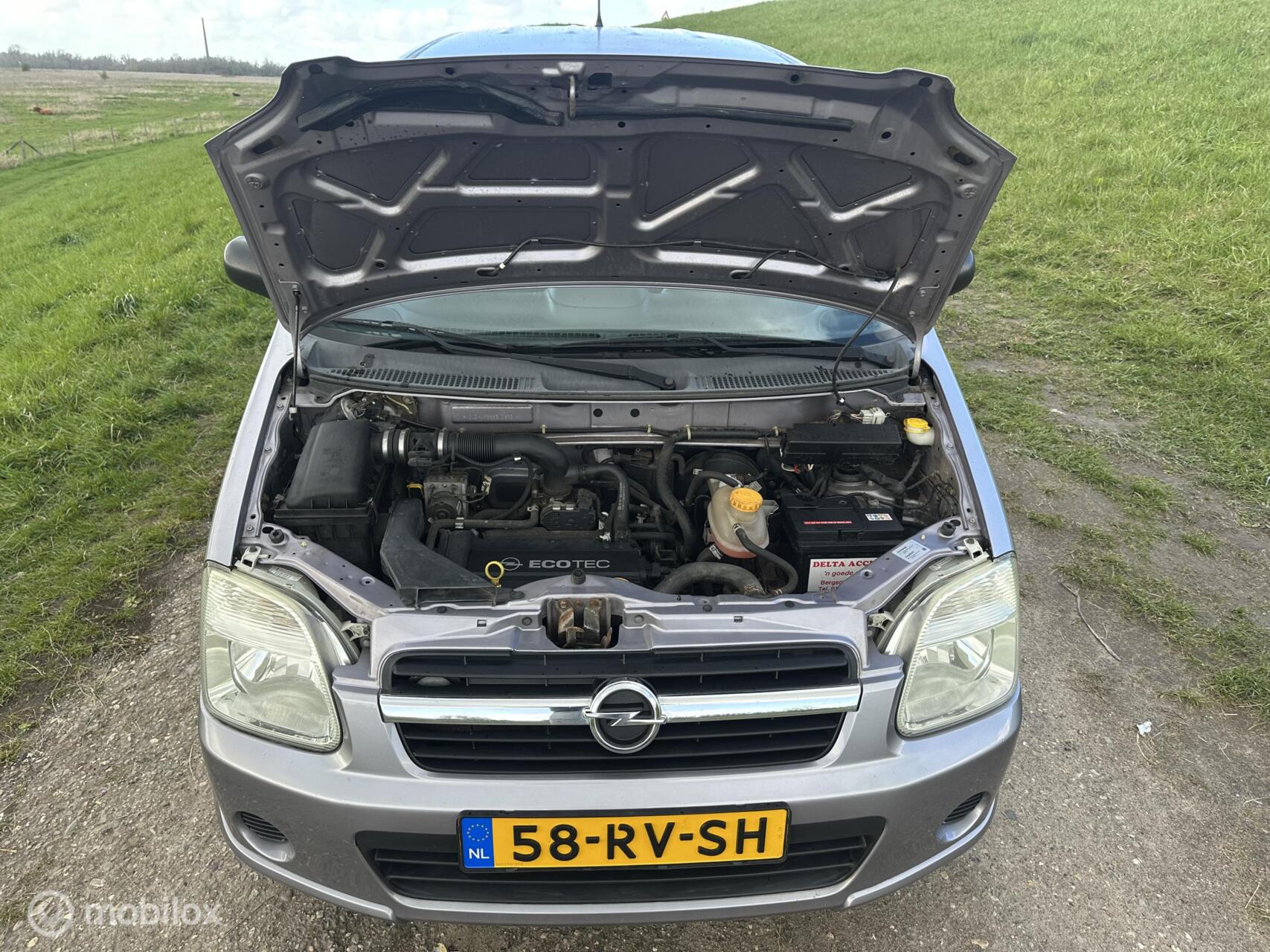 Foto van Opel Agila