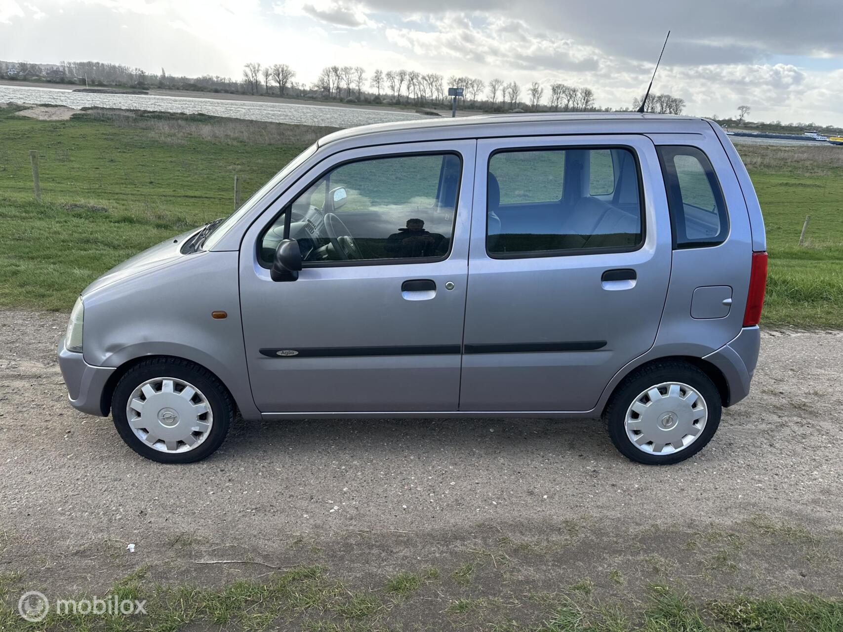 Foto van Opel Agila