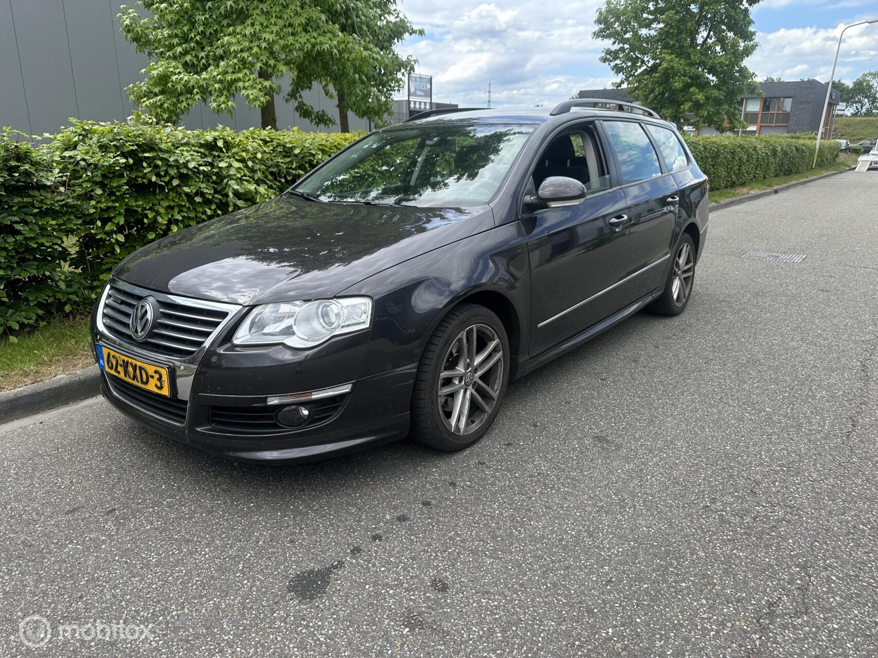 Volkswagen Passat Variant 1.6 TDI Comfortline BlueMotion 2010 - voorkant
