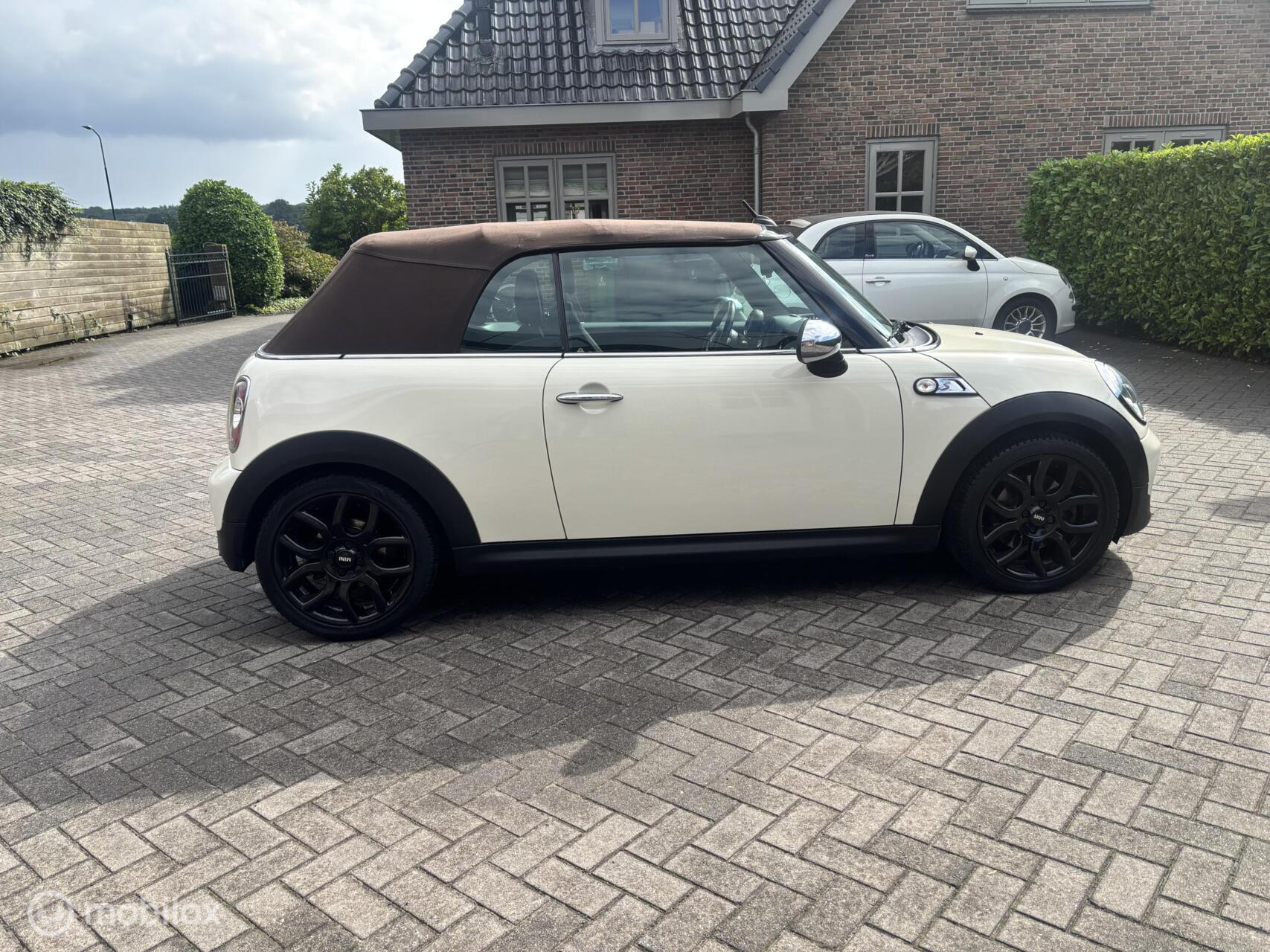Foto van Mini Cooper S Cabrio