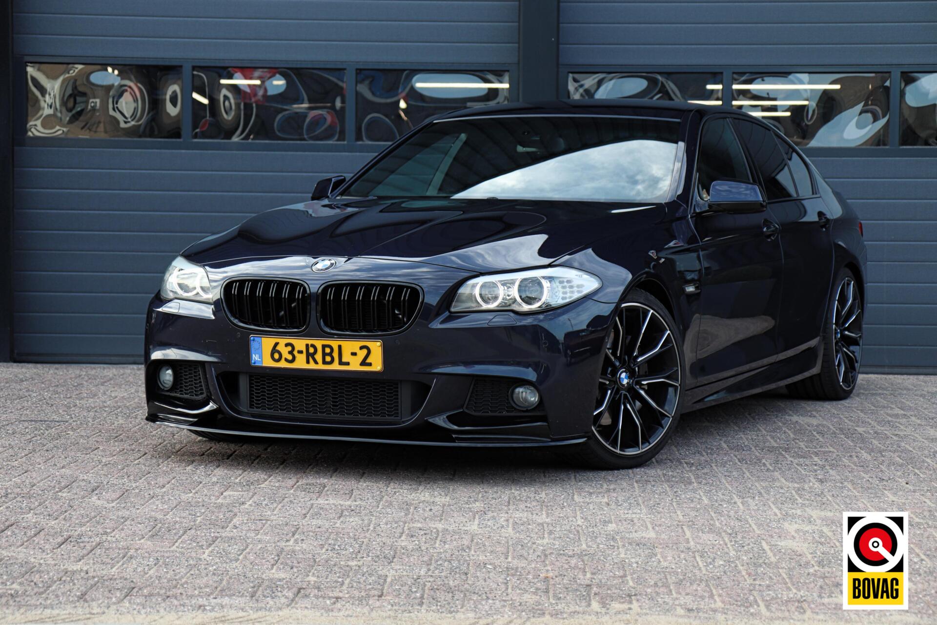 BMW 528i 528i M-Sport M-Pakket |XENON|LEDER|CAMERA|NAVI|CRUISE|TREKHAAK 2011 - voorkant