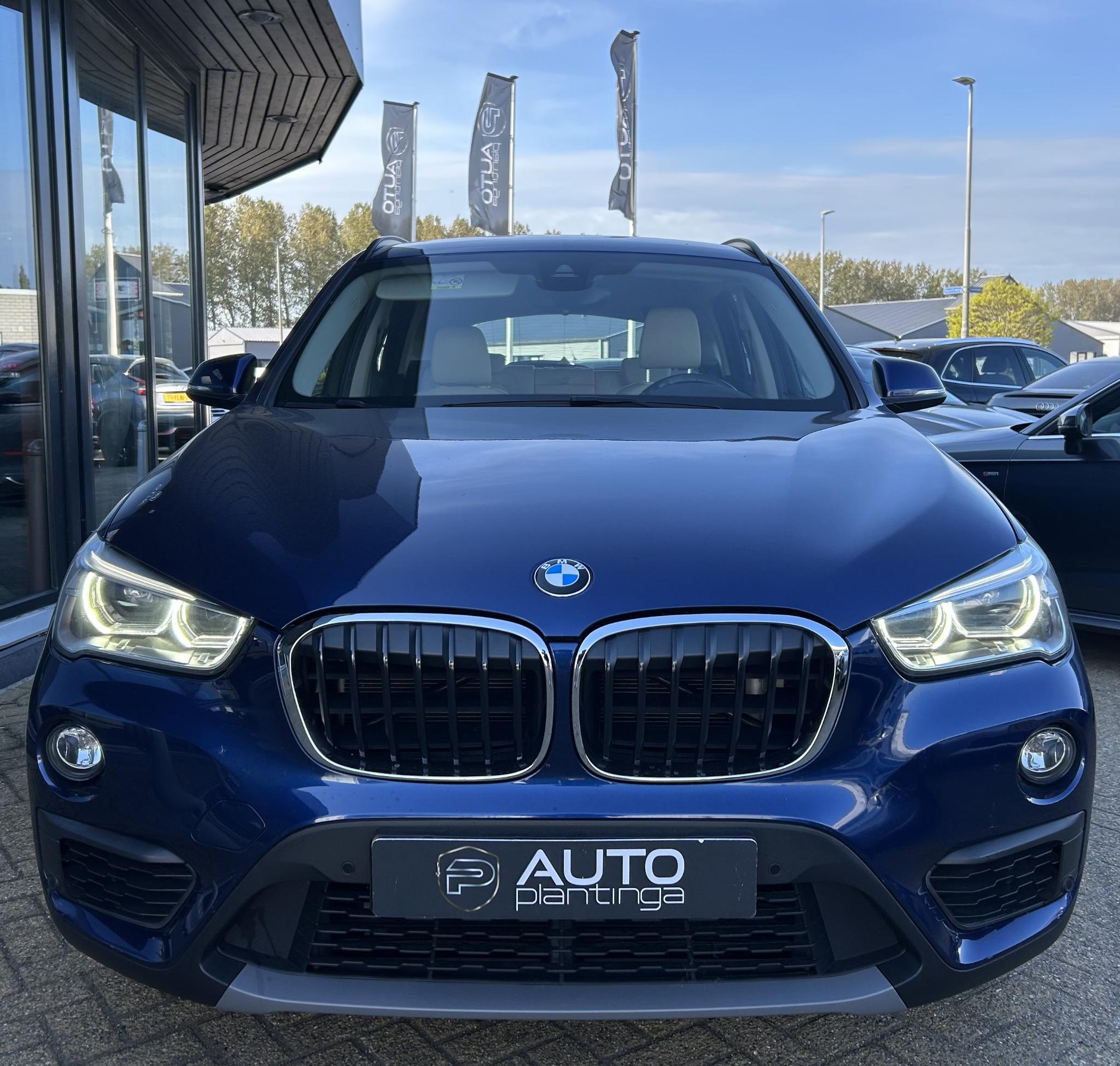 Foto van BMW X1 Sdrive18i