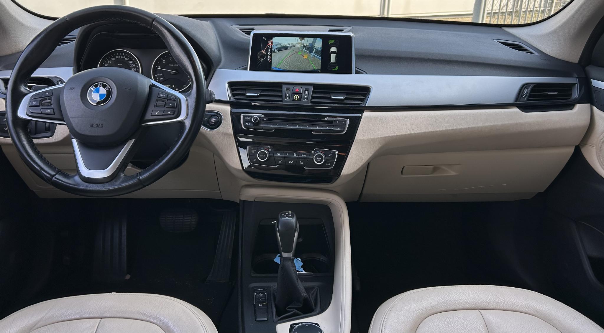 Foto van BMW X1 Sdrive18i