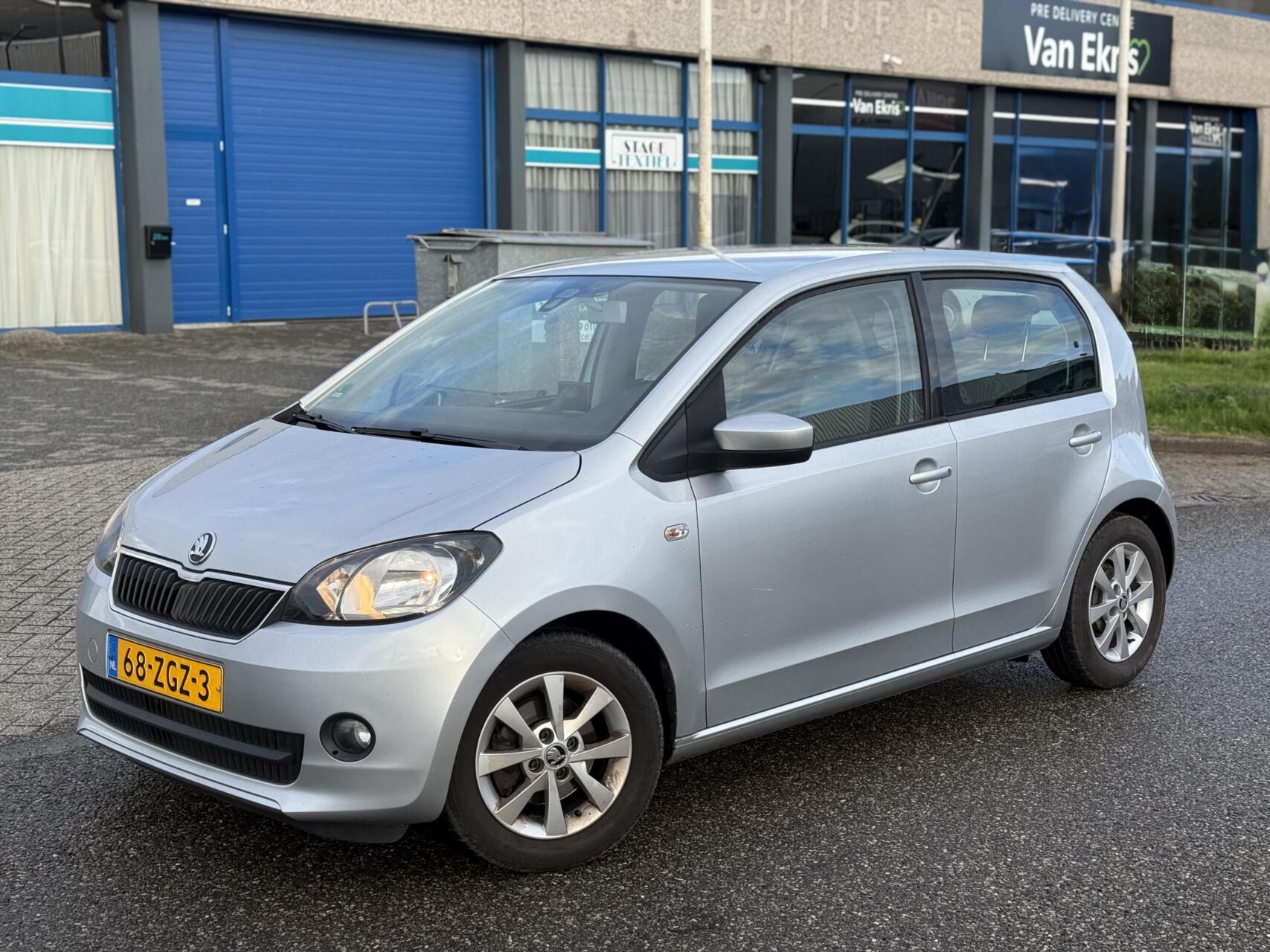 Skoda Citigo 1.0 Greentech 5-DRS Airco/Cruise/Navi 8x BANDEN 2012 - voorkant