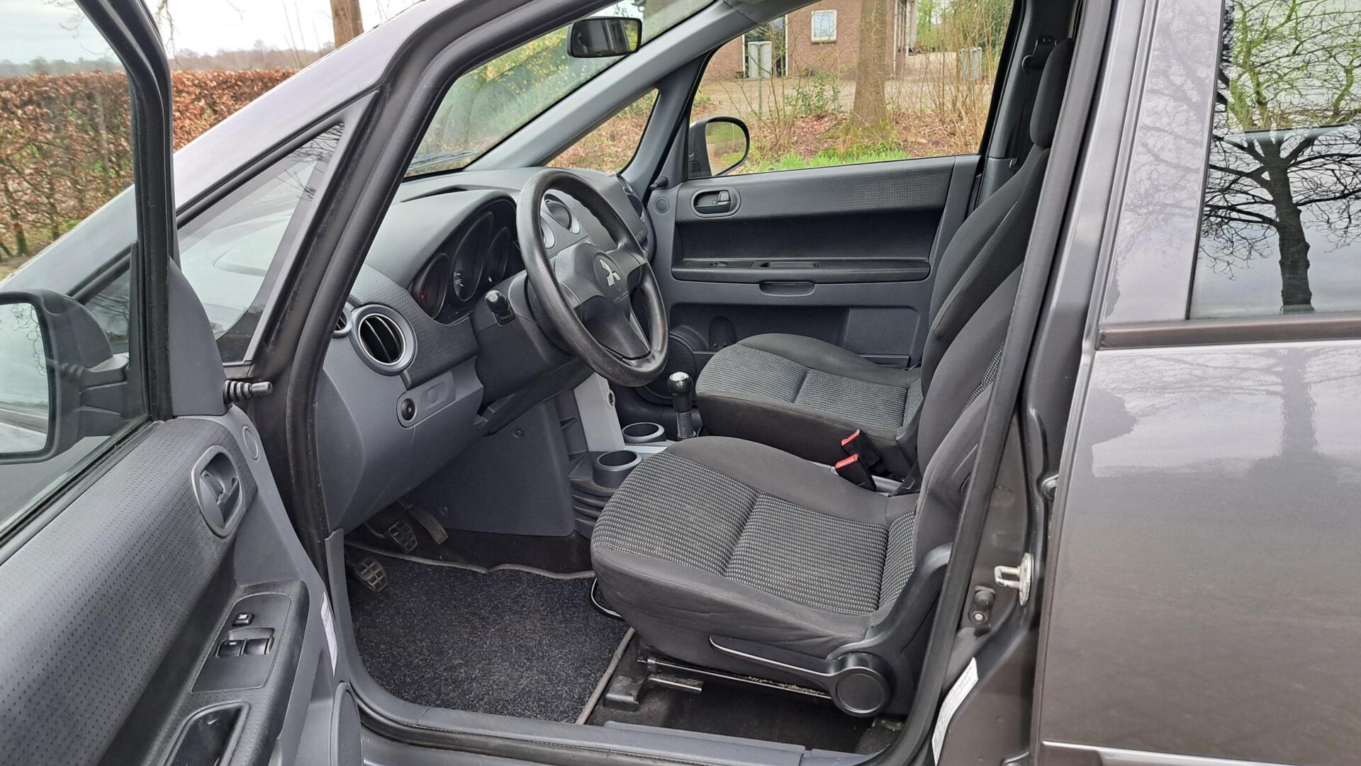 Foto van Mitsubishi Mitsubishi Colt