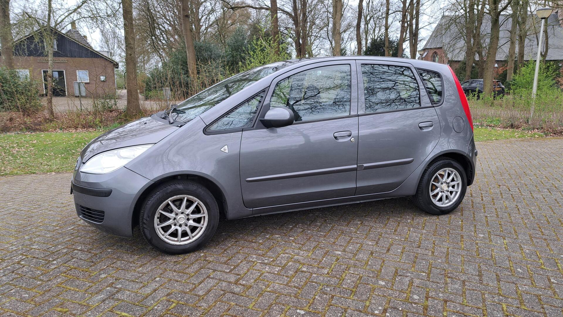 Foto van Mitsubishi Mitsubishi Colt