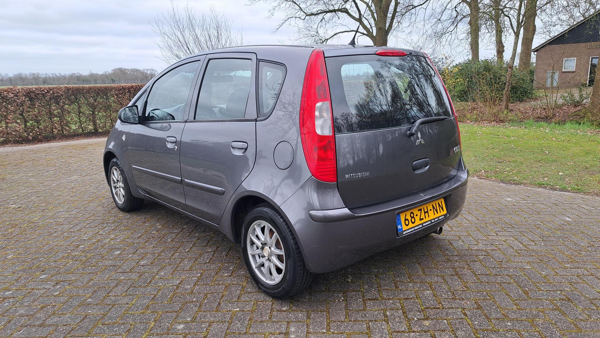 Foto van Mitsubishi Mitsubishi Colt
