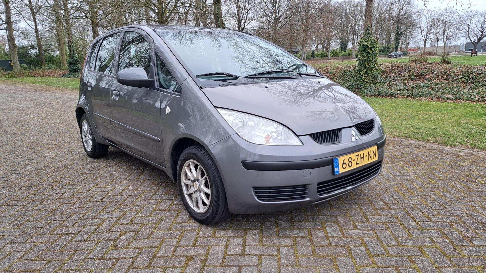 Foto van Mitsubishi Mitsubishi Colt