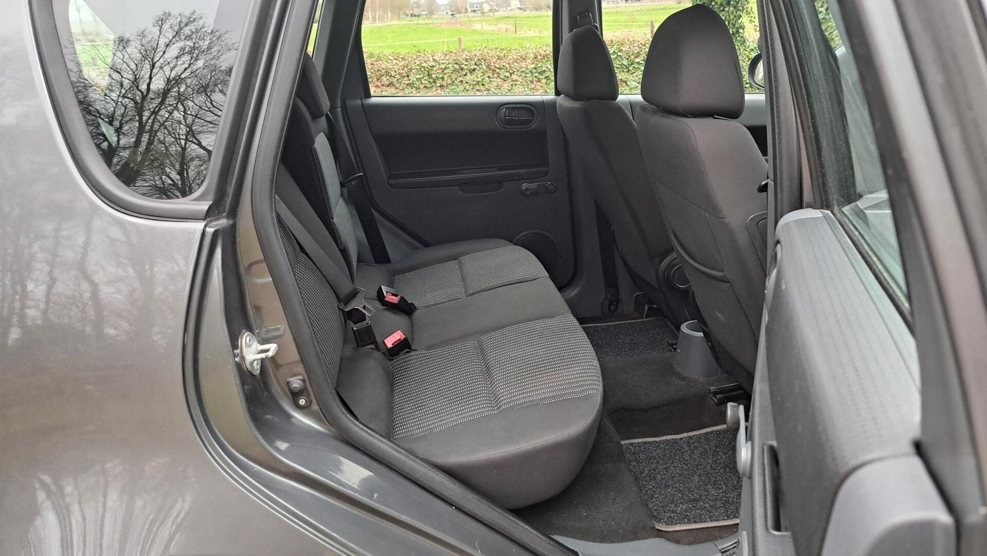 Foto van Mitsubishi Mitsubishi Colt