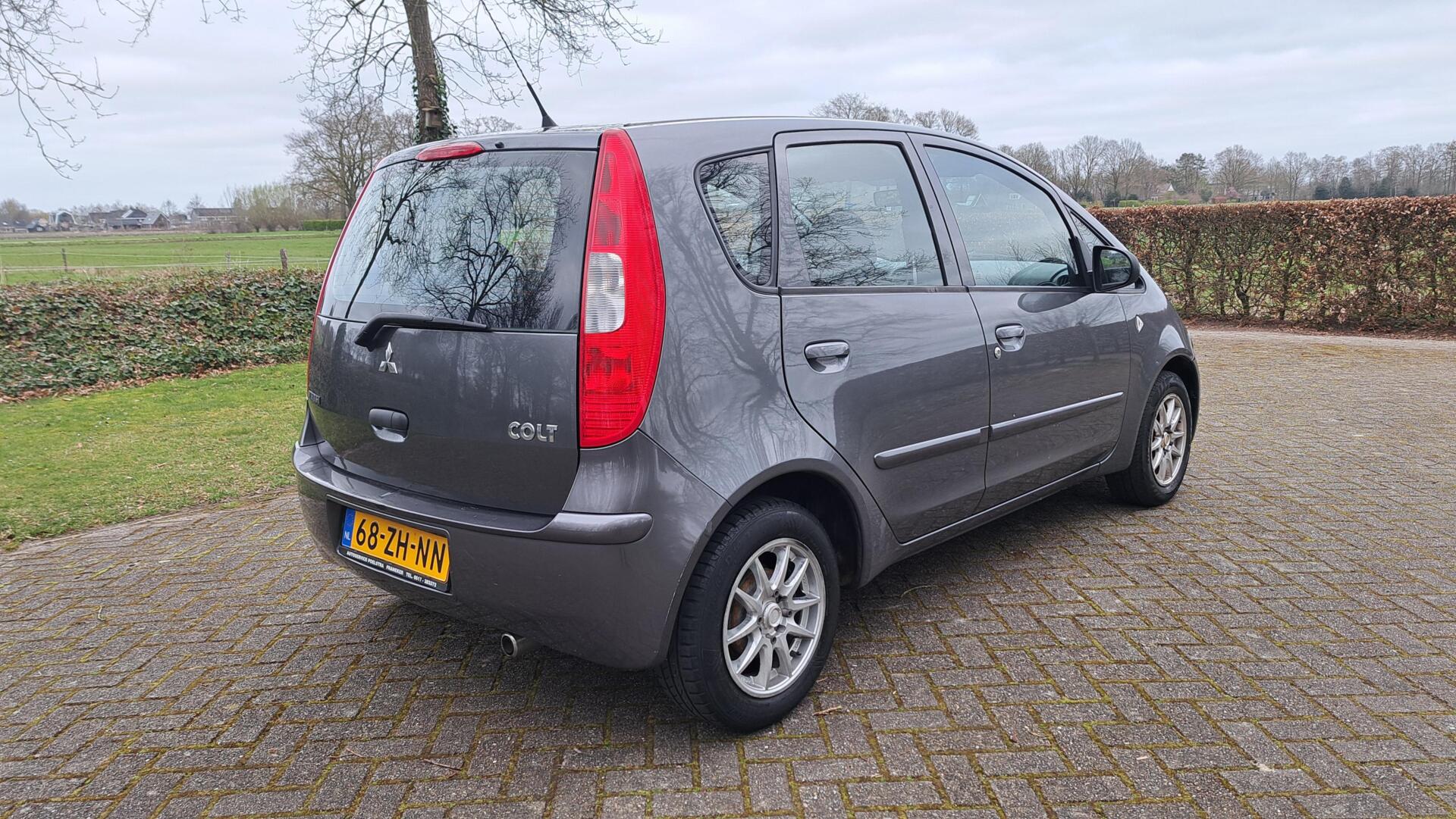 Foto van Mitsubishi Mitsubishi Colt