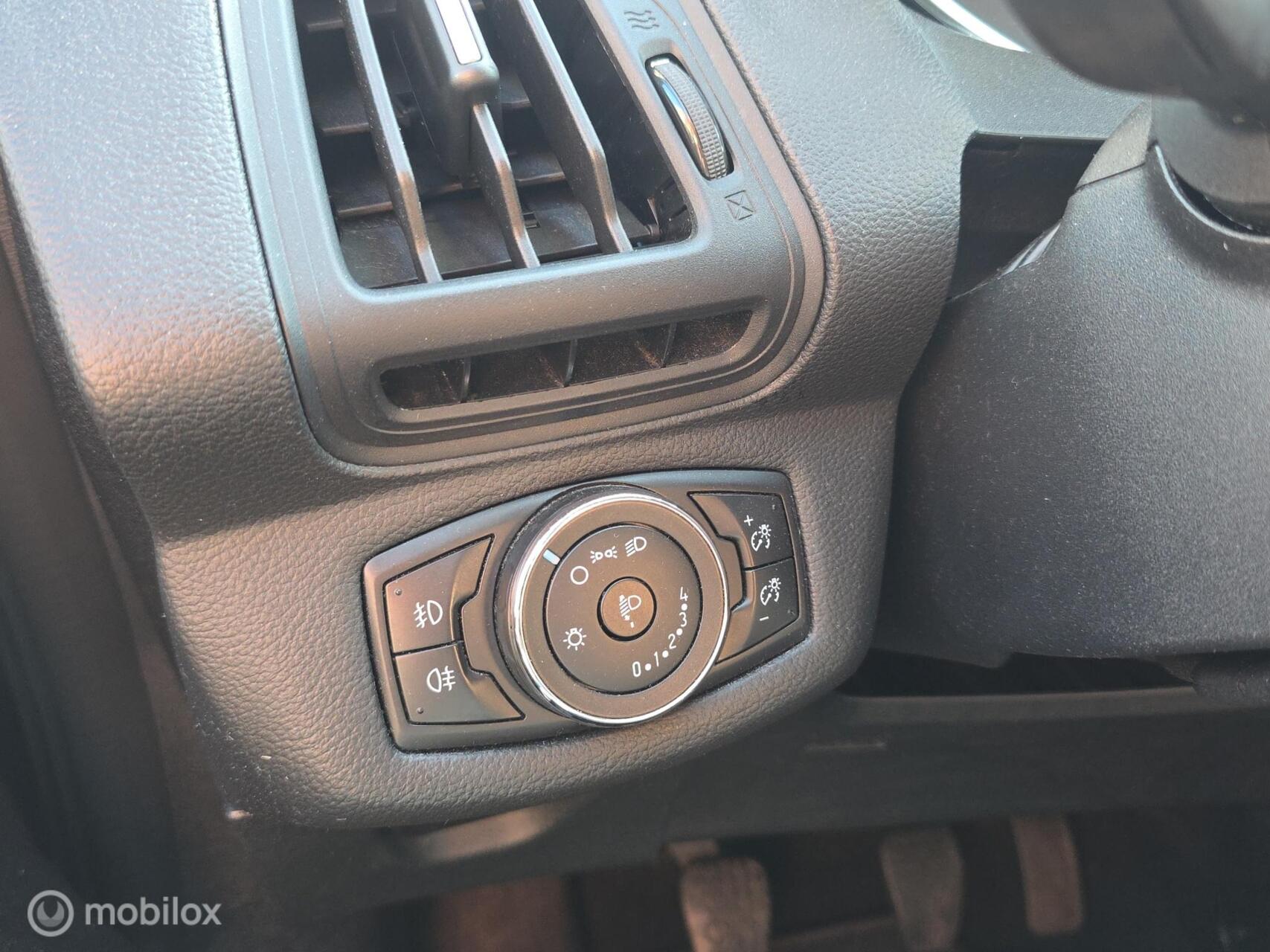 Foto van Ford B-max