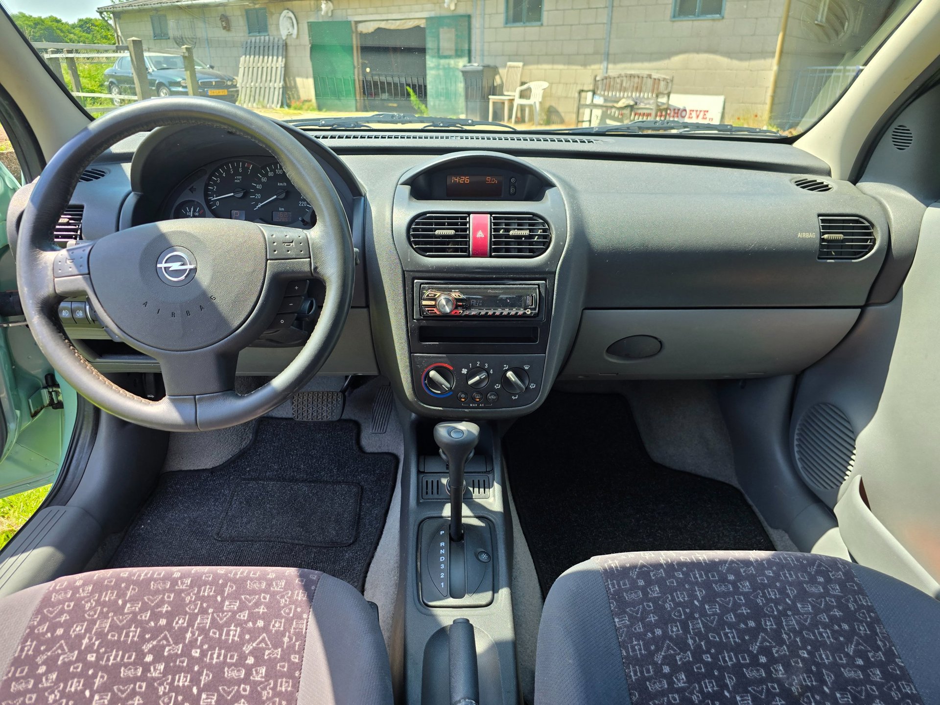 Foto van Opel Corsa-c