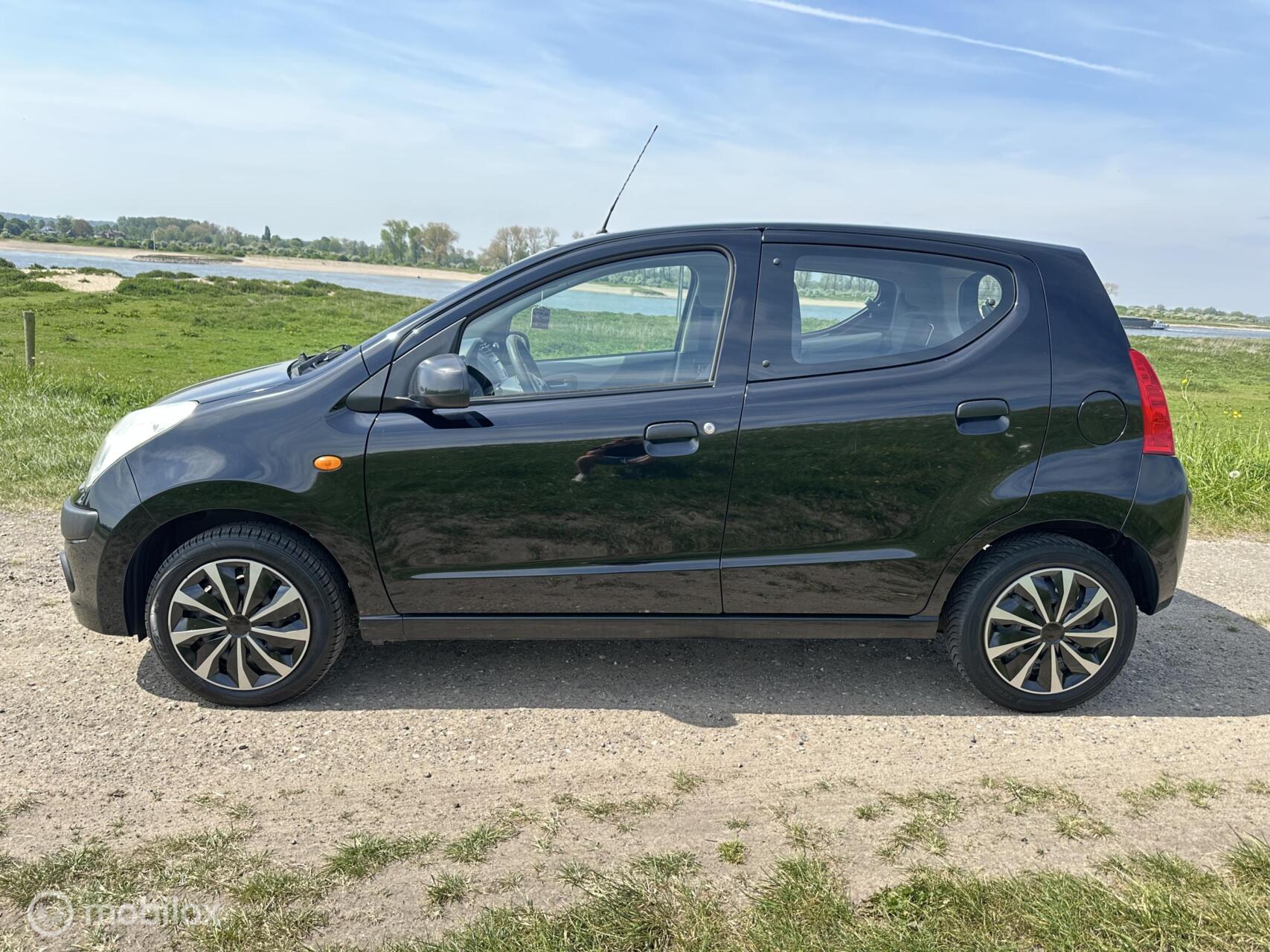 Foto van Nissan Nissan Pixo