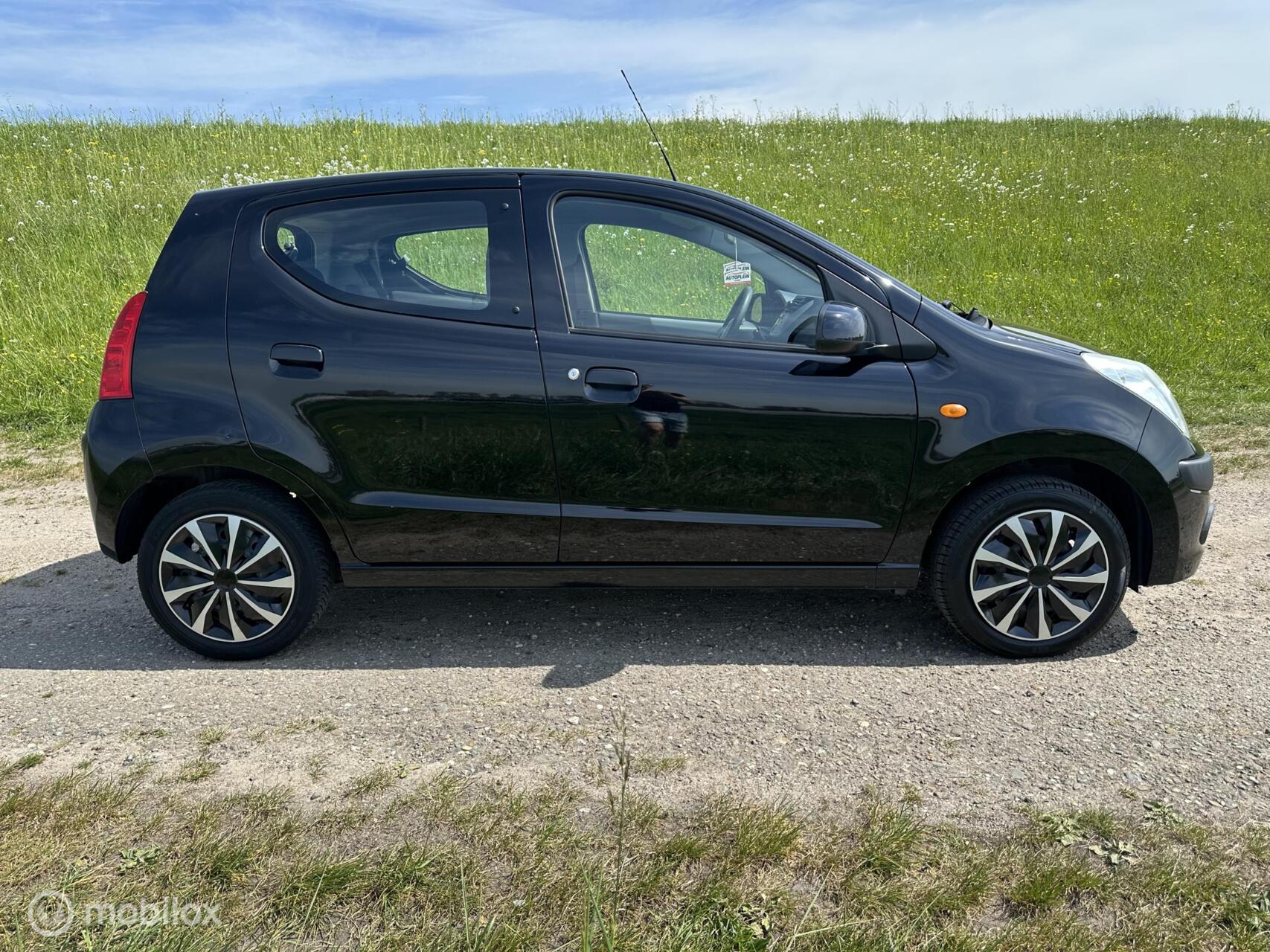 Foto van Nissan Nissan Pixo