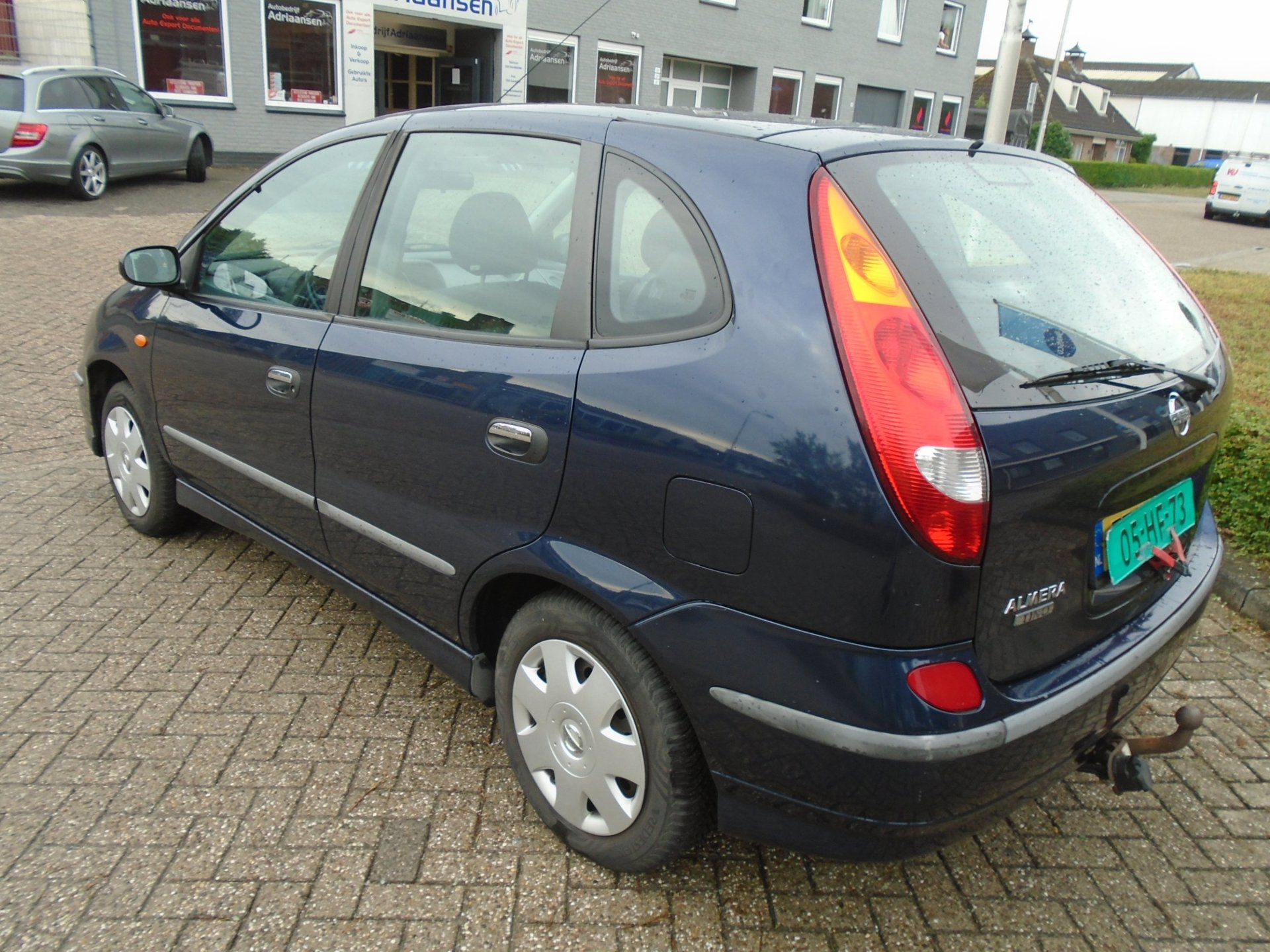 Foto van Nissan Nissan Almera Tino