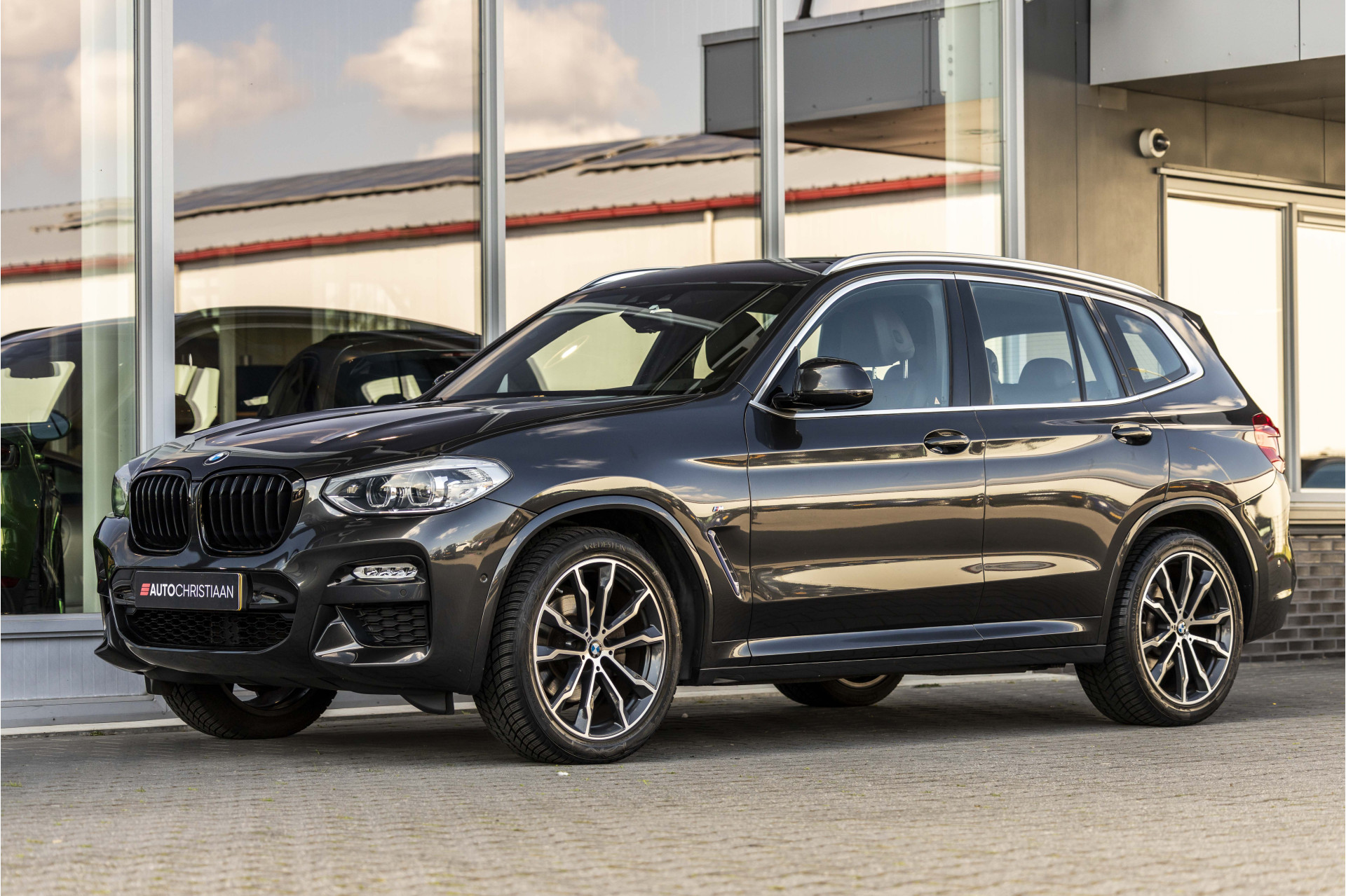 Foto van BMW X3 Xdrive20i