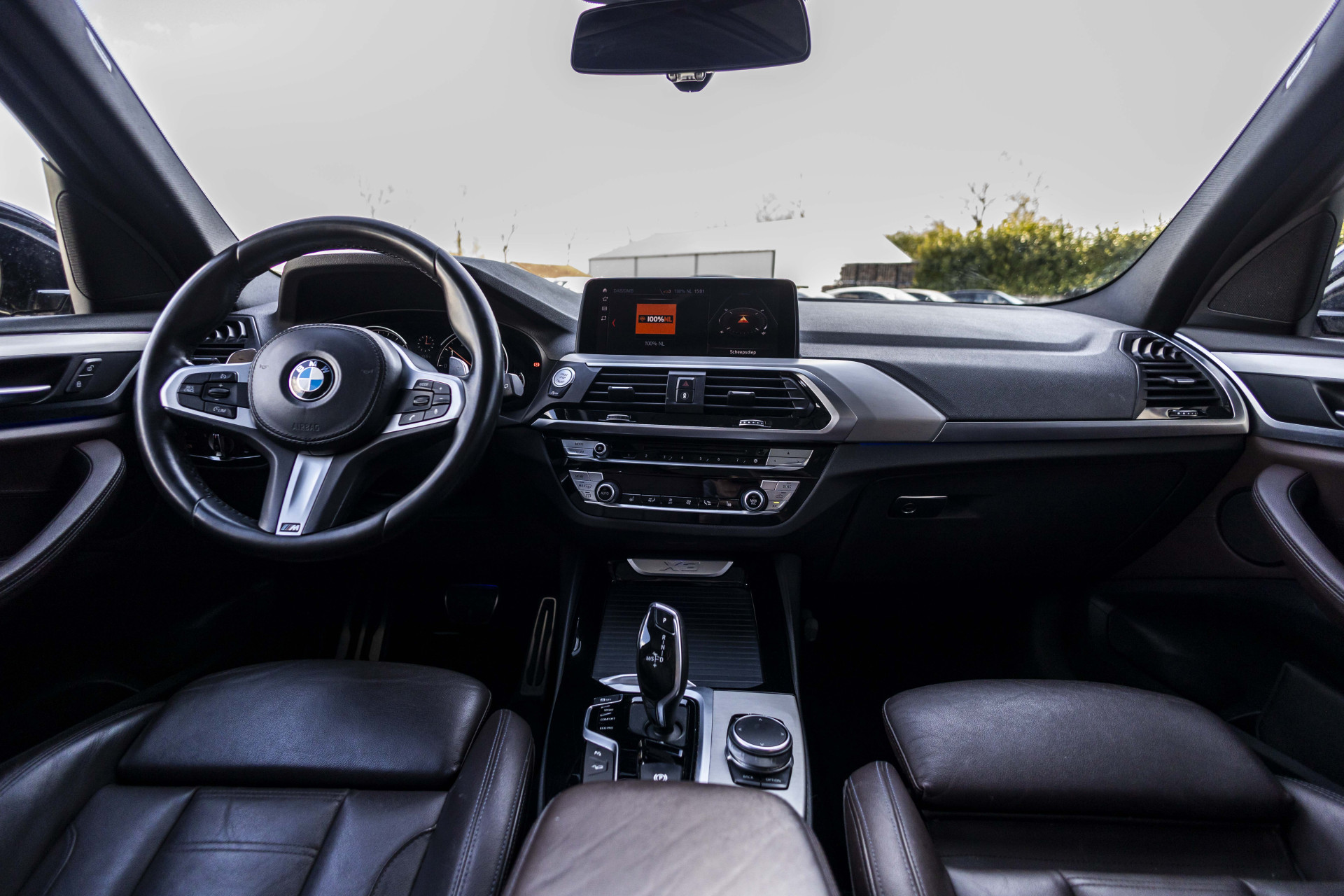 Foto van BMW X3 Xdrive20i