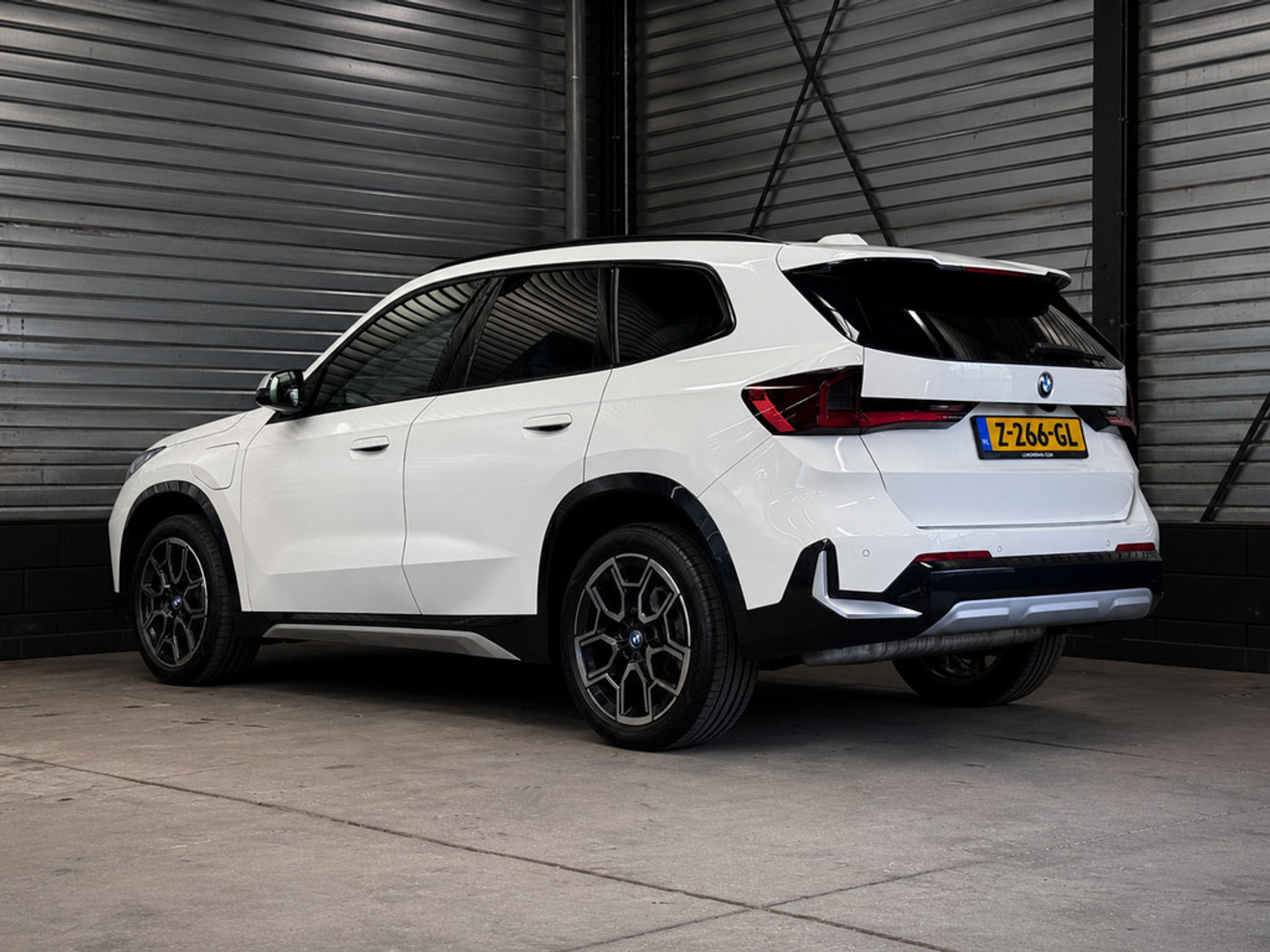 Foto van BMW X1 Xdrive25e