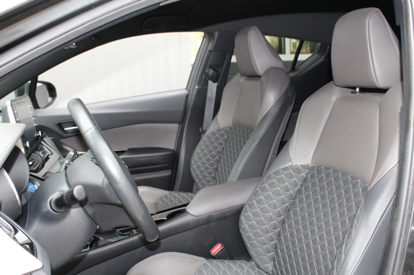 Foto van Toyota Toyota C-hr