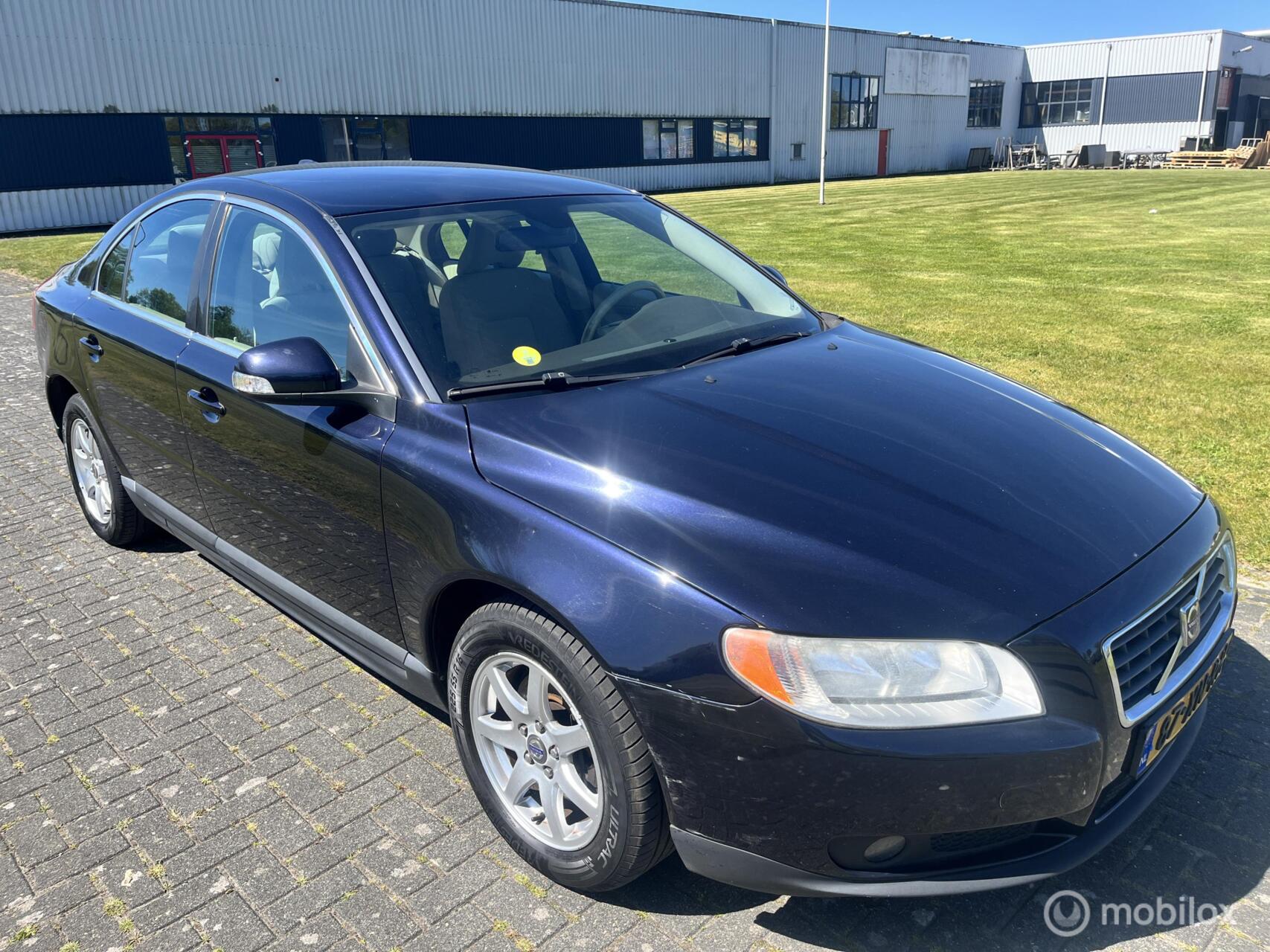 Volvo S80 2.5 T Kinetic Automaat / APK / NAP / Airco / Cruise / Youngtimer / 2007 - voorkant