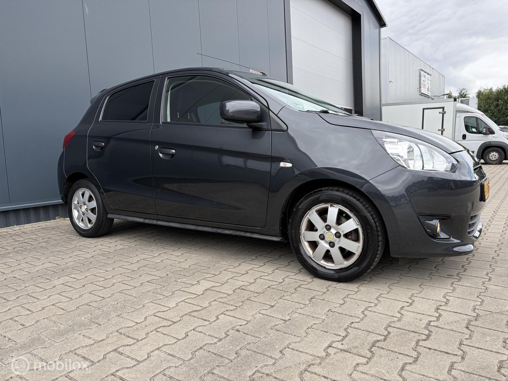 Foto van Mitsubishi Mitsubishi Space Star