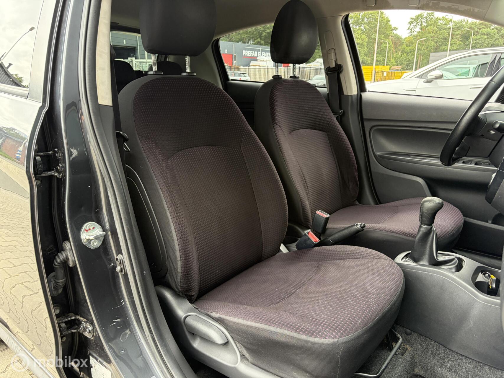 Foto van Mitsubishi Mitsubishi Space Star