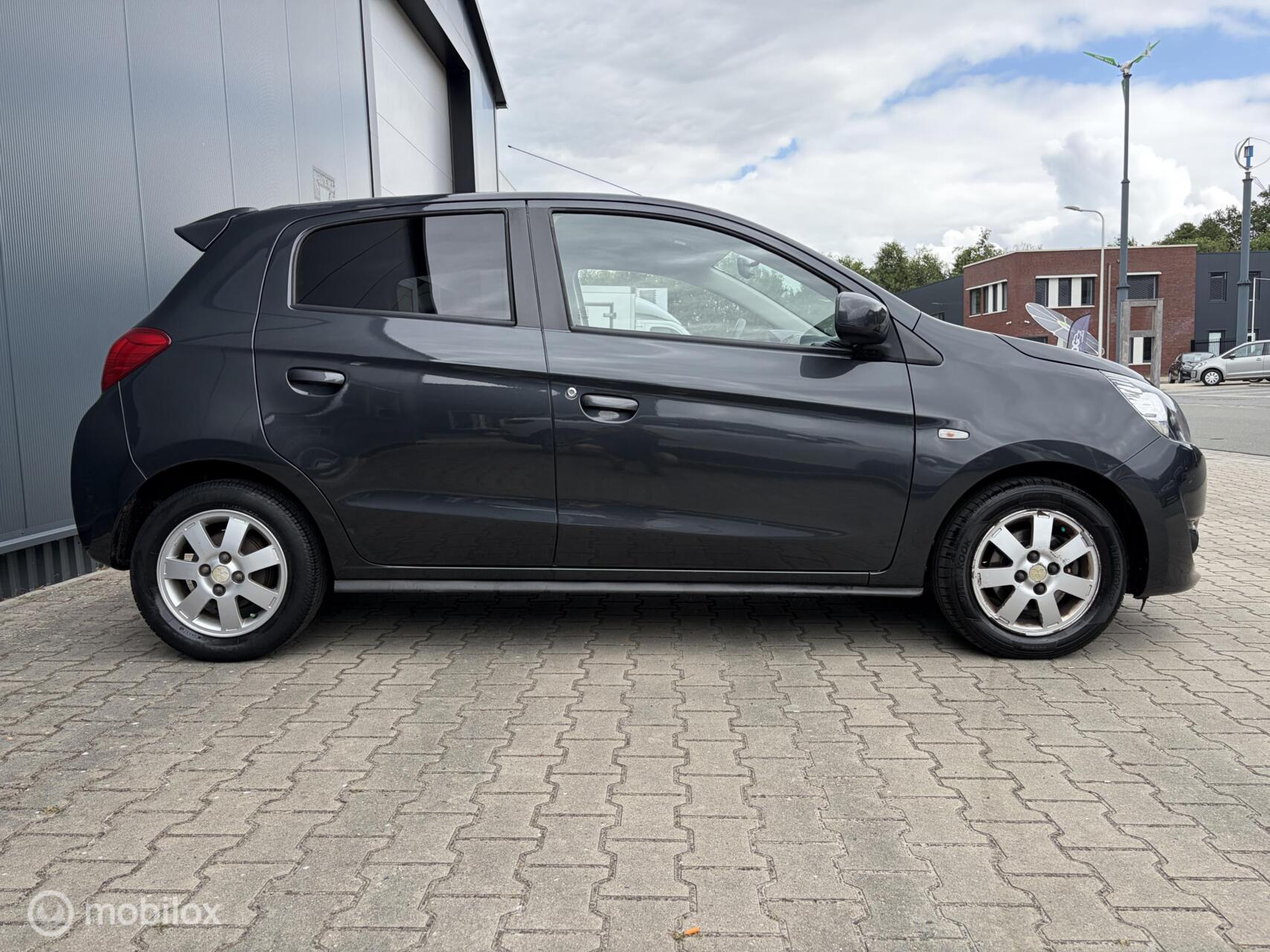 Foto van Mitsubishi Mitsubishi Space Star
