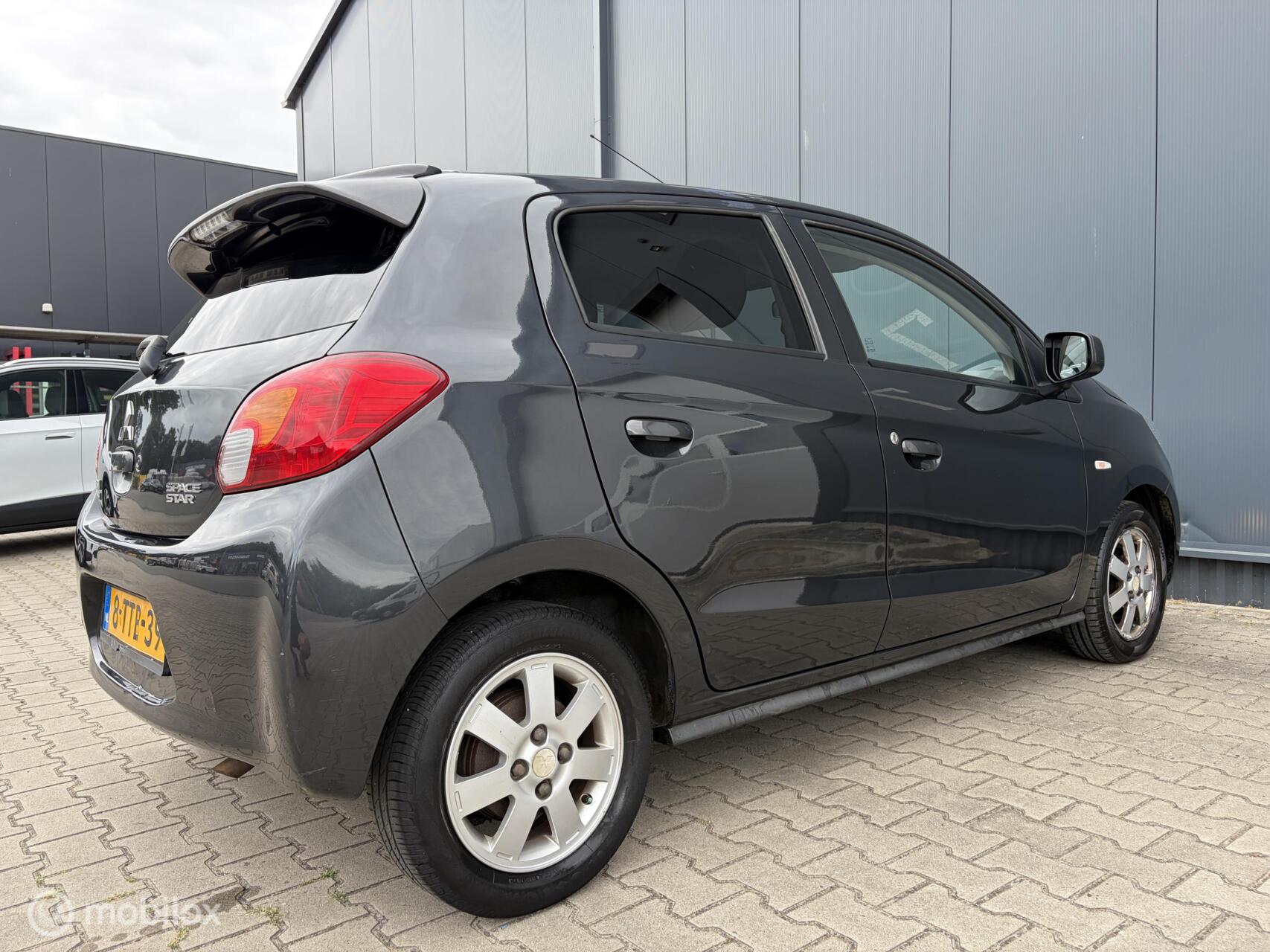 Foto van Mitsubishi Mitsubishi Space Star