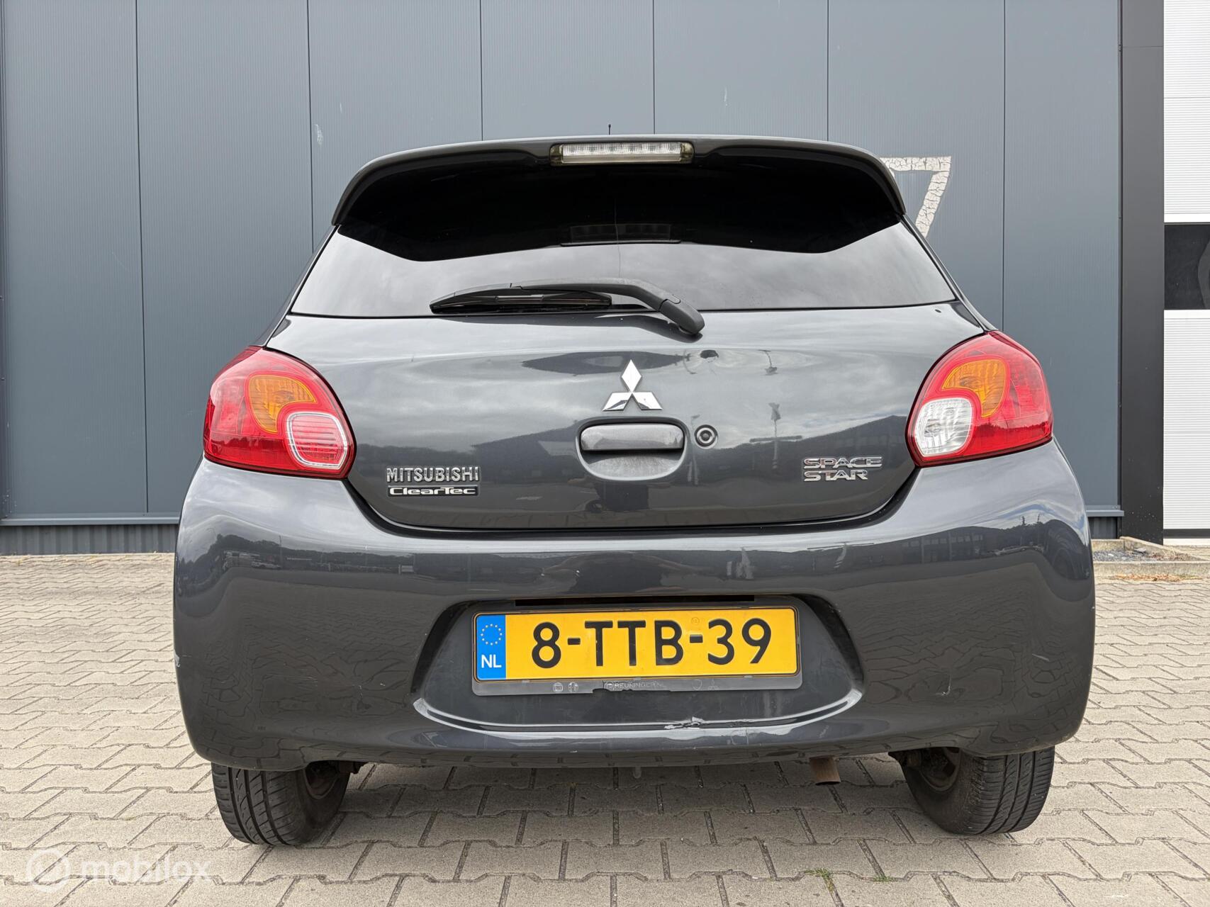 Foto van Mitsubishi Mitsubishi Space Star