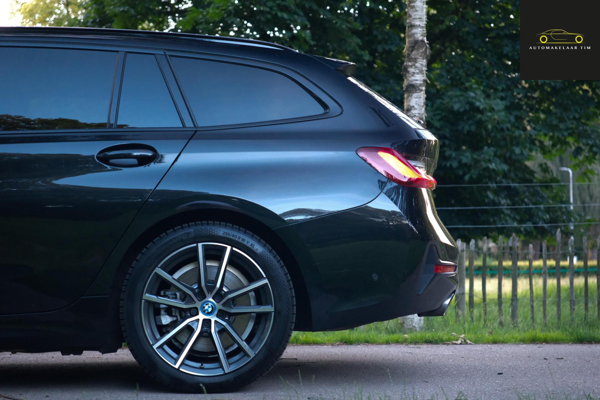 Foto van BMW 330e