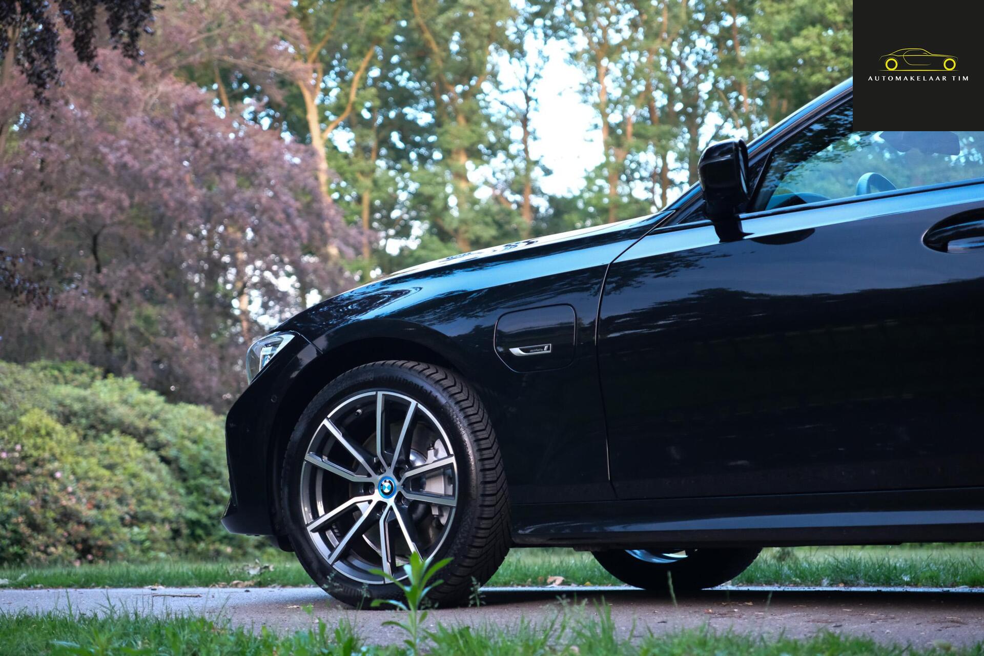 Foto van BMW 330e