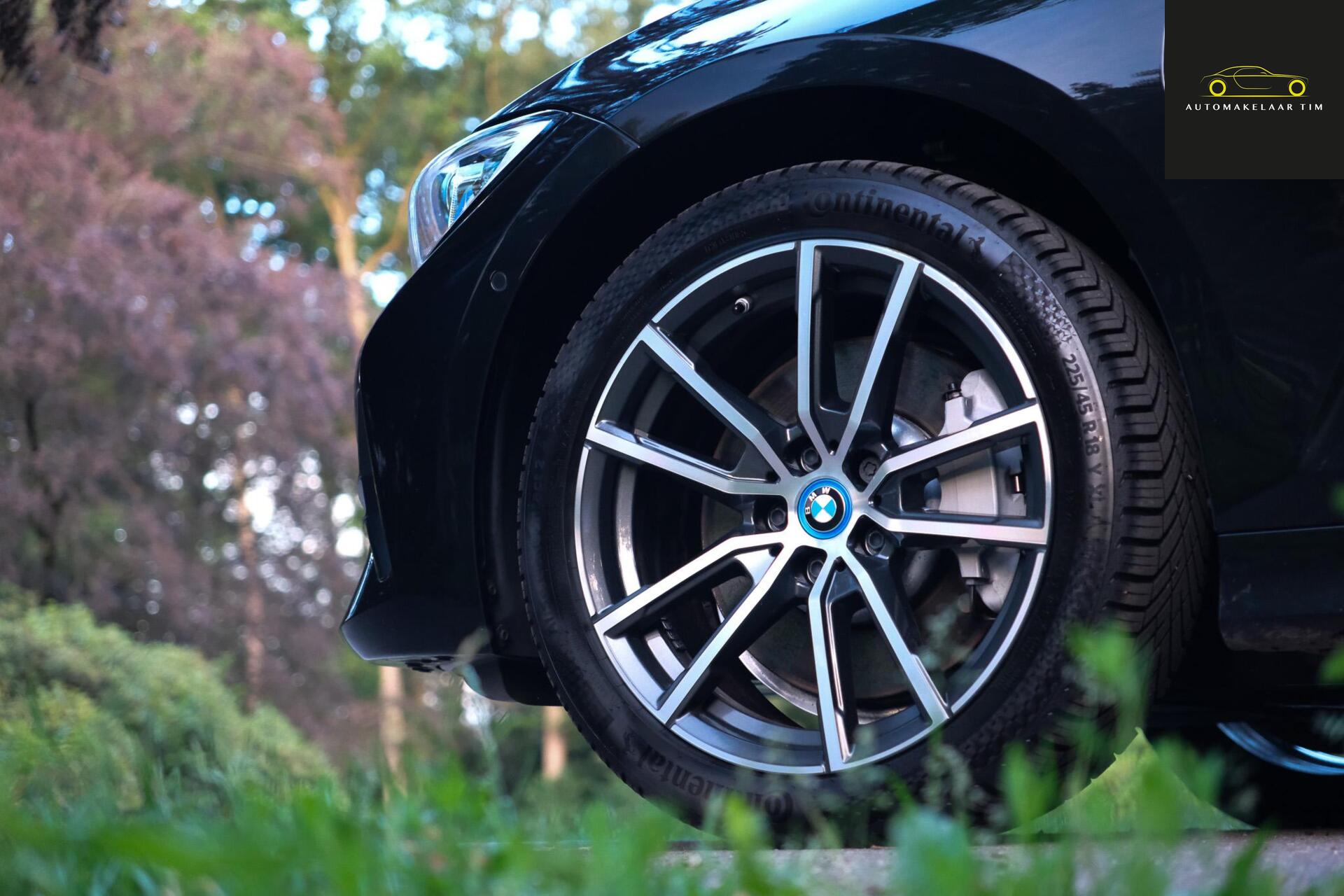 Foto van BMW 330e