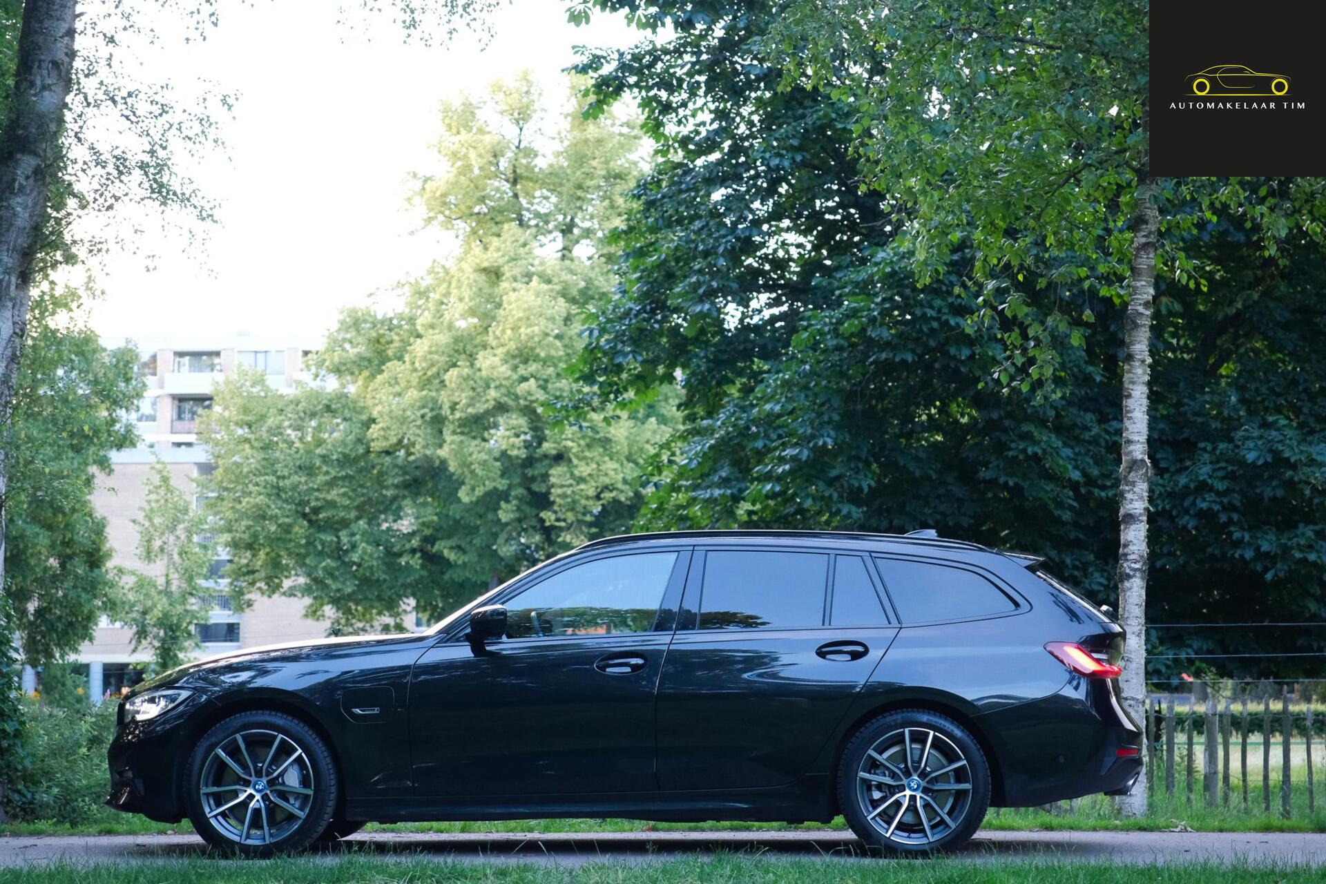 Foto van BMW 330e