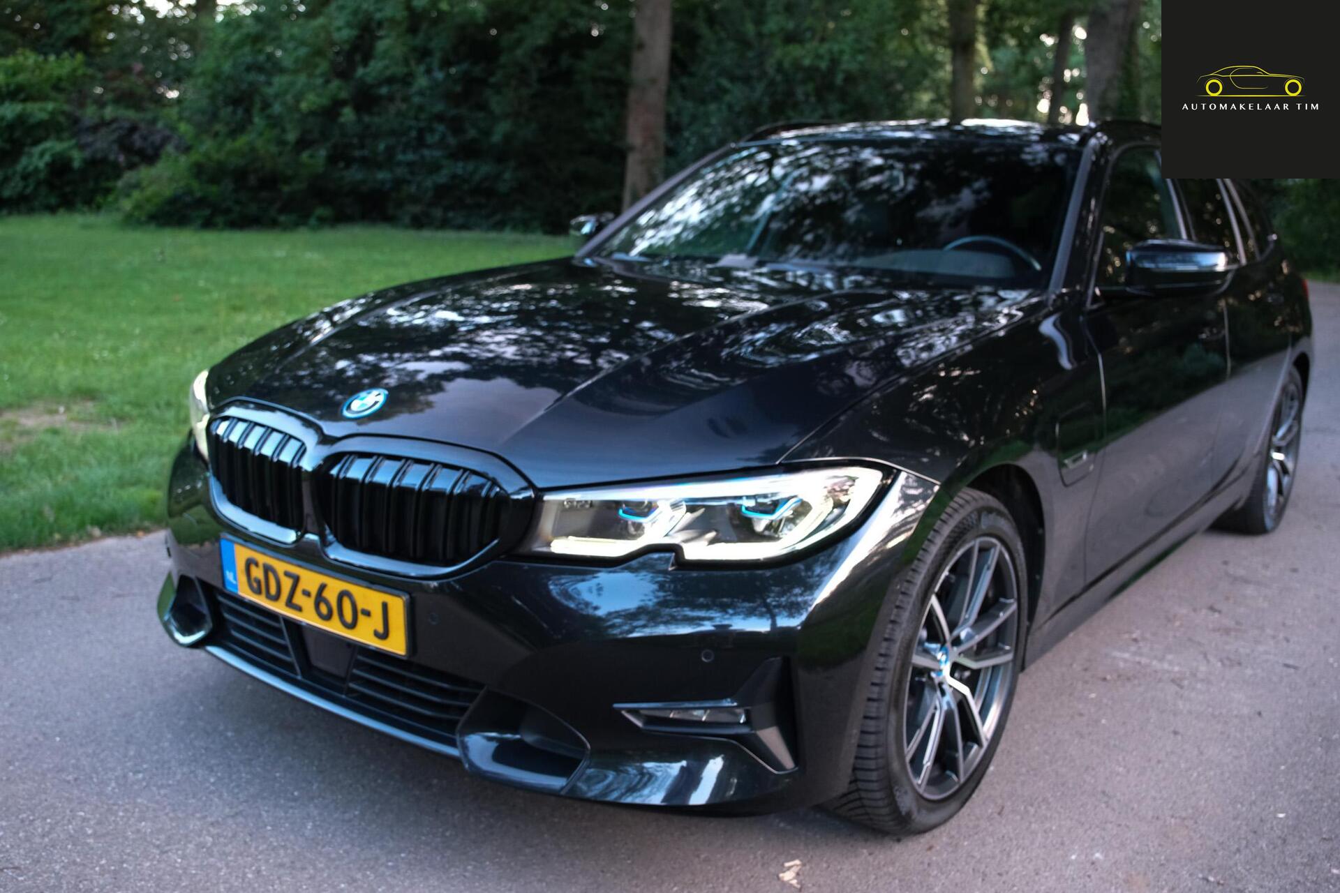 Foto van BMW 330e