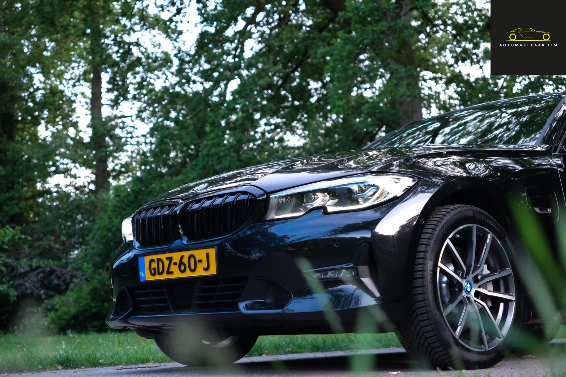 Foto van BMW 330e