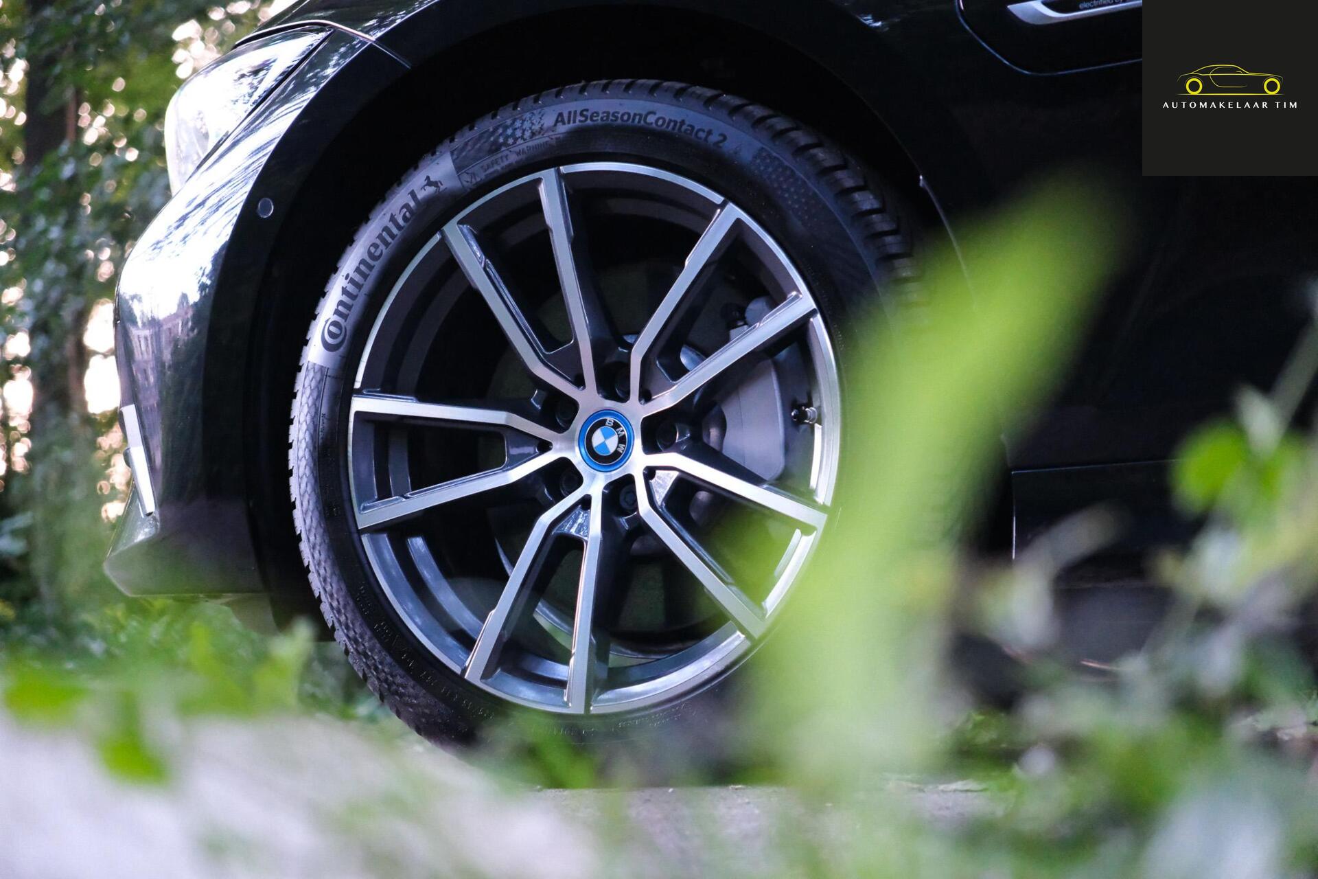 Foto van BMW 330e
