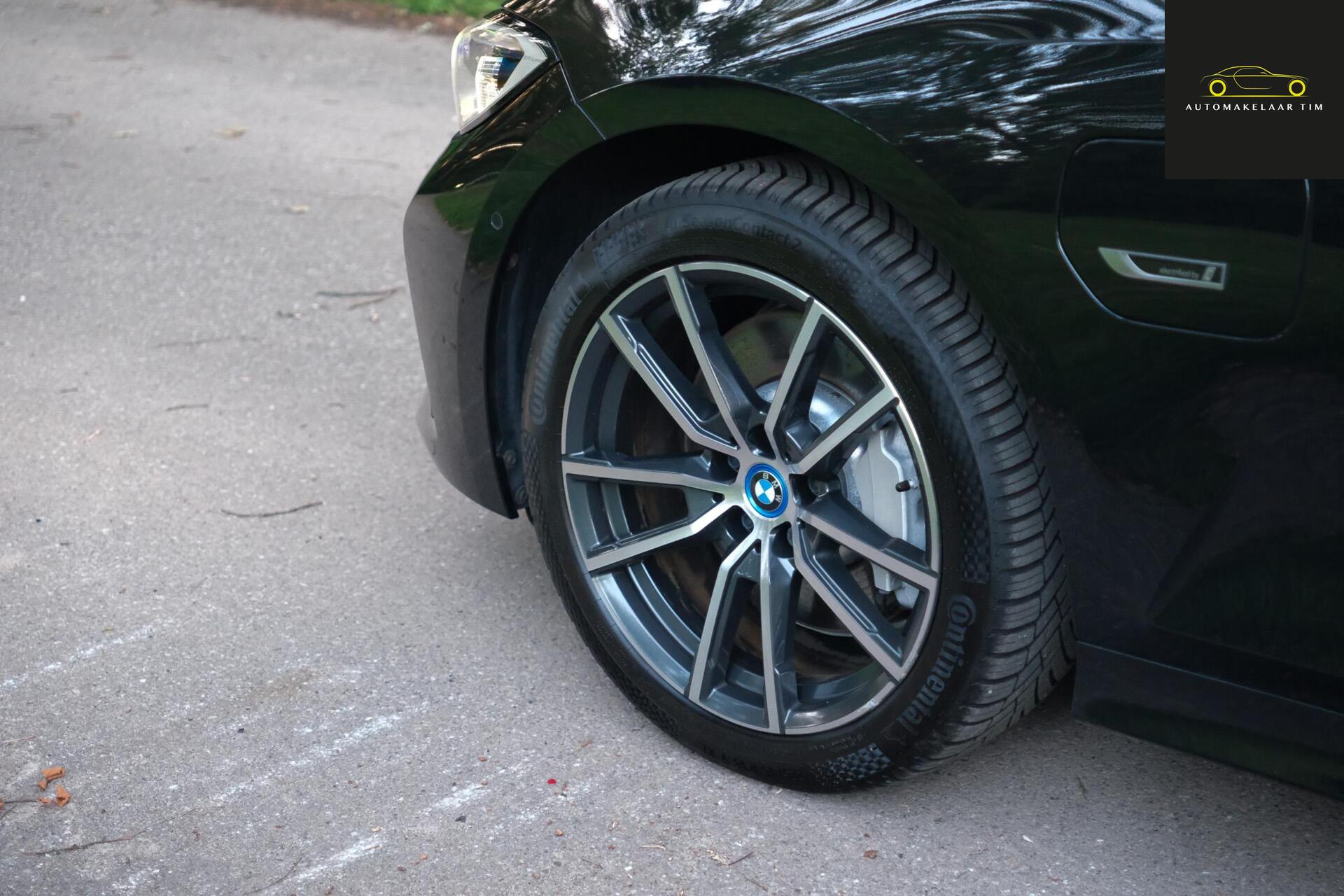 Foto van BMW 330e