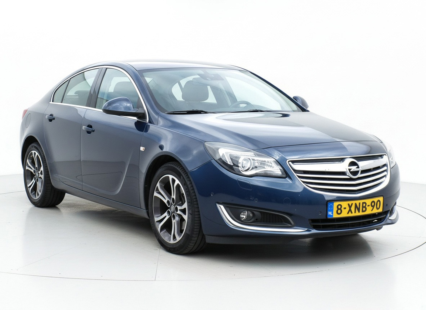 Opel Insignia Limousine HB 1.6 T Cosmo|Xenon|Leder|AUT|CAM|Nav|PDC|Cruise 2014 - voorkant
