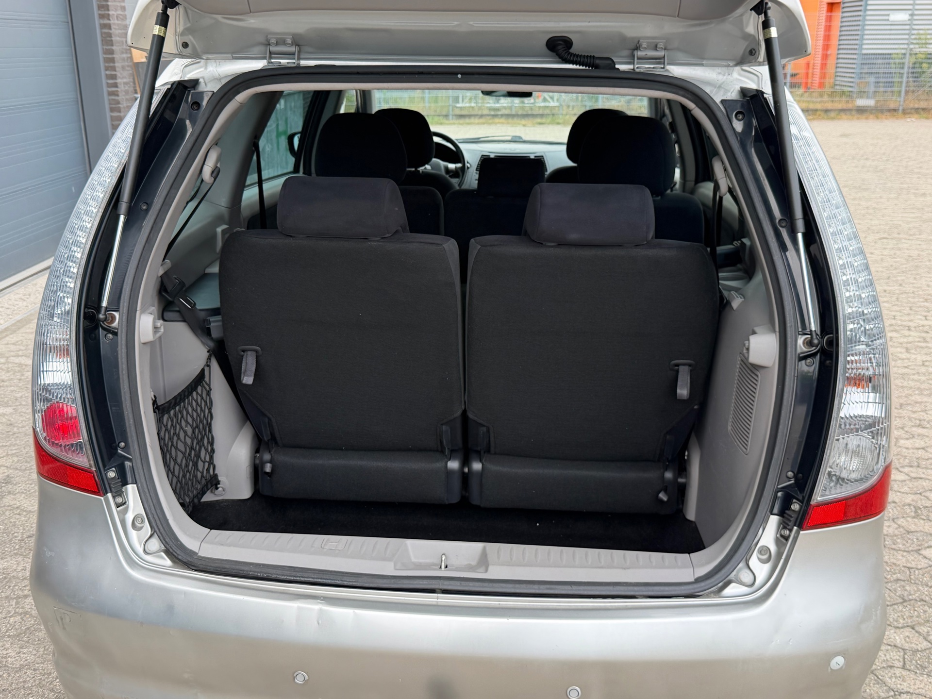 Foto van Mitsubishi Mitsubishi Grandis