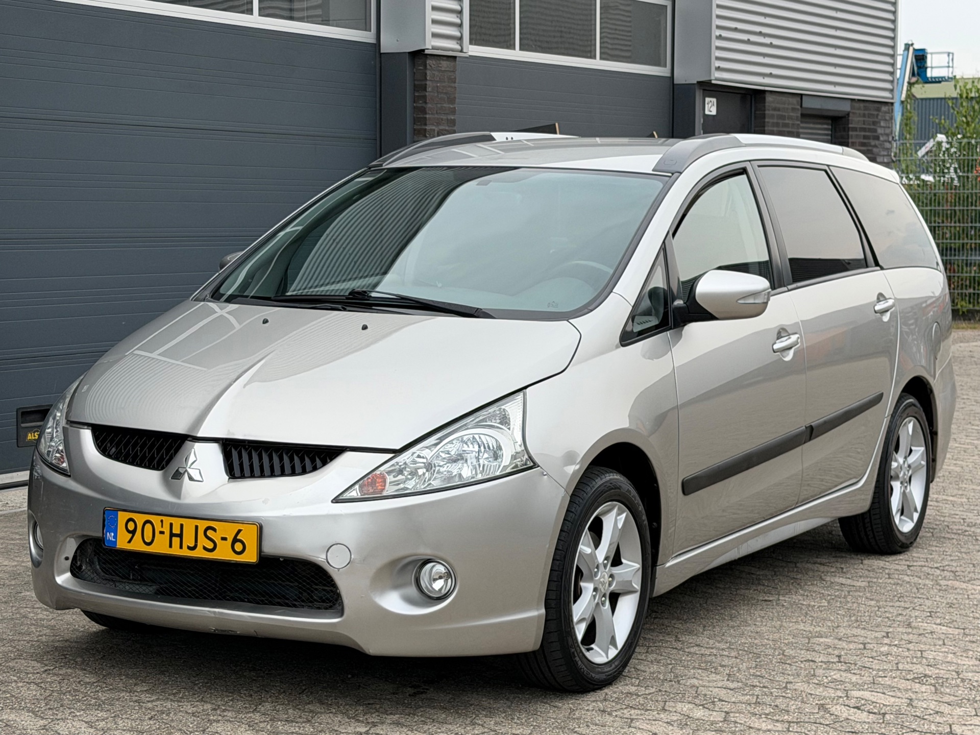 Foto van Mitsubishi Mitsubishi Grandis