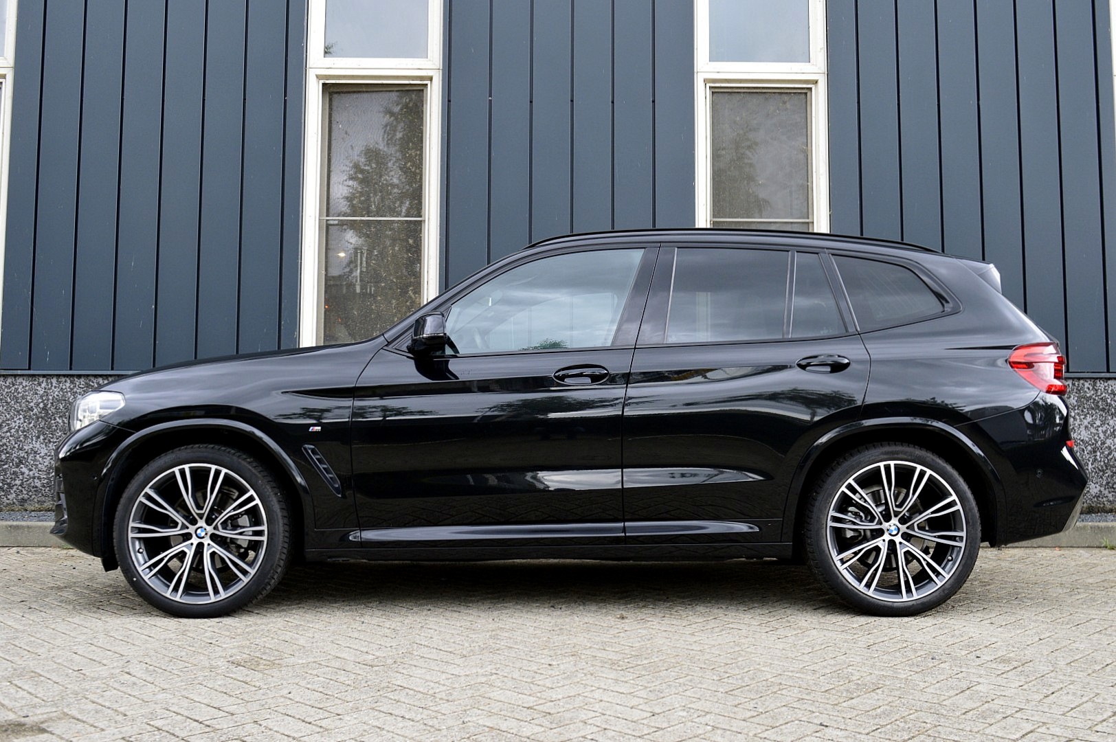 Foto van BMW X3 Xdrive20i