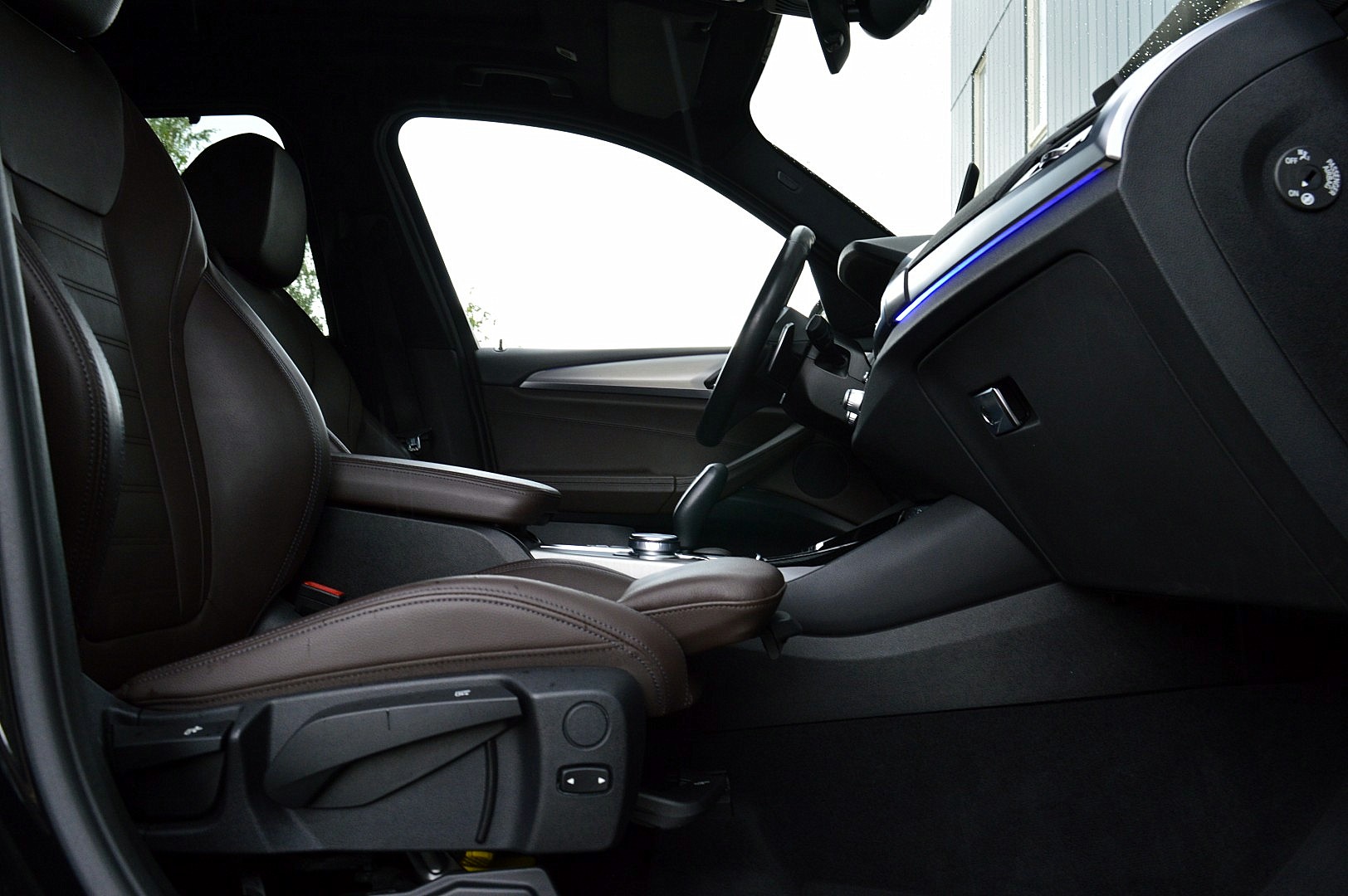 Foto van BMW X3 Xdrive20i