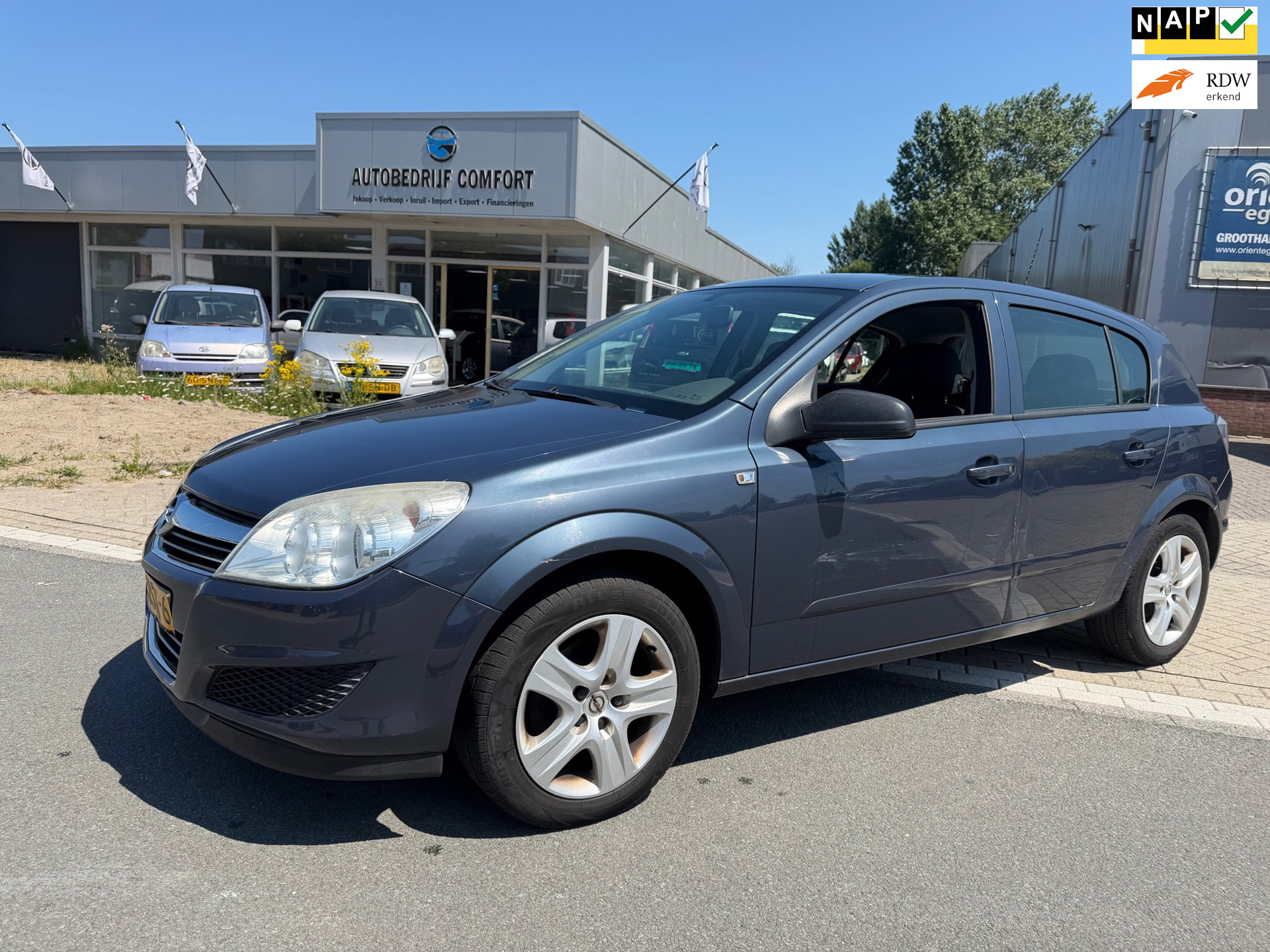 Opel Astra 1.6 Edition. • AUTOMAAT • 2009 - voorkant