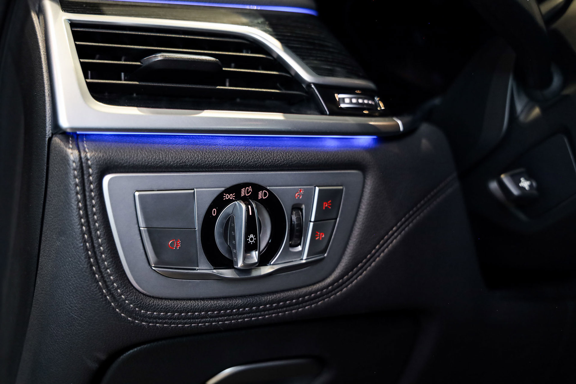 Foto van BMW 745e