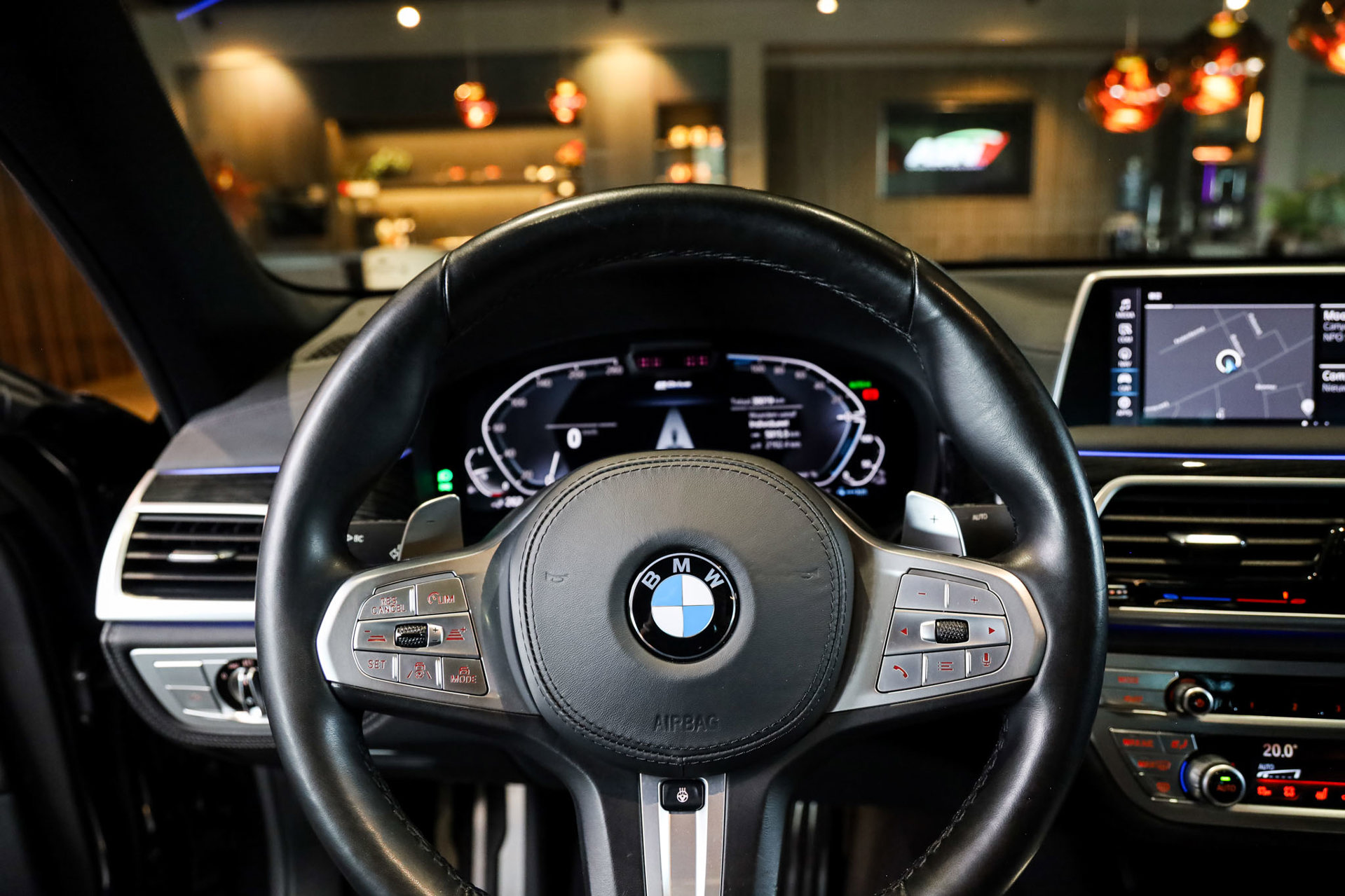 Foto van BMW 745e
