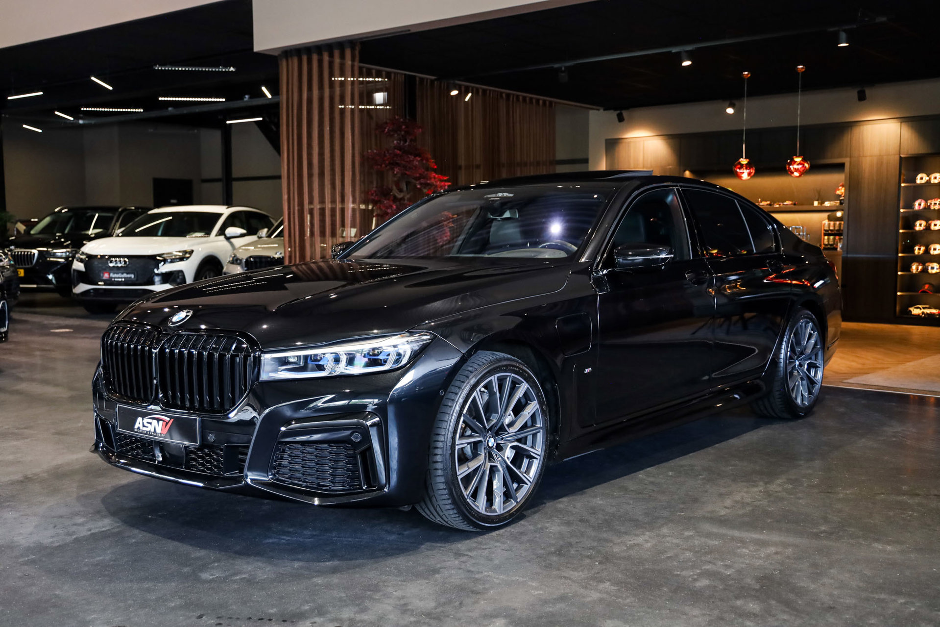 Foto van BMW 745e