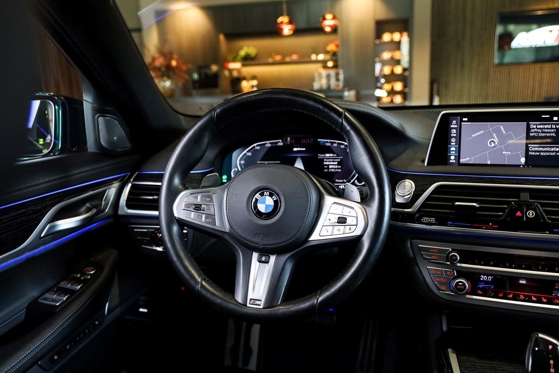Foto van BMW 745e
